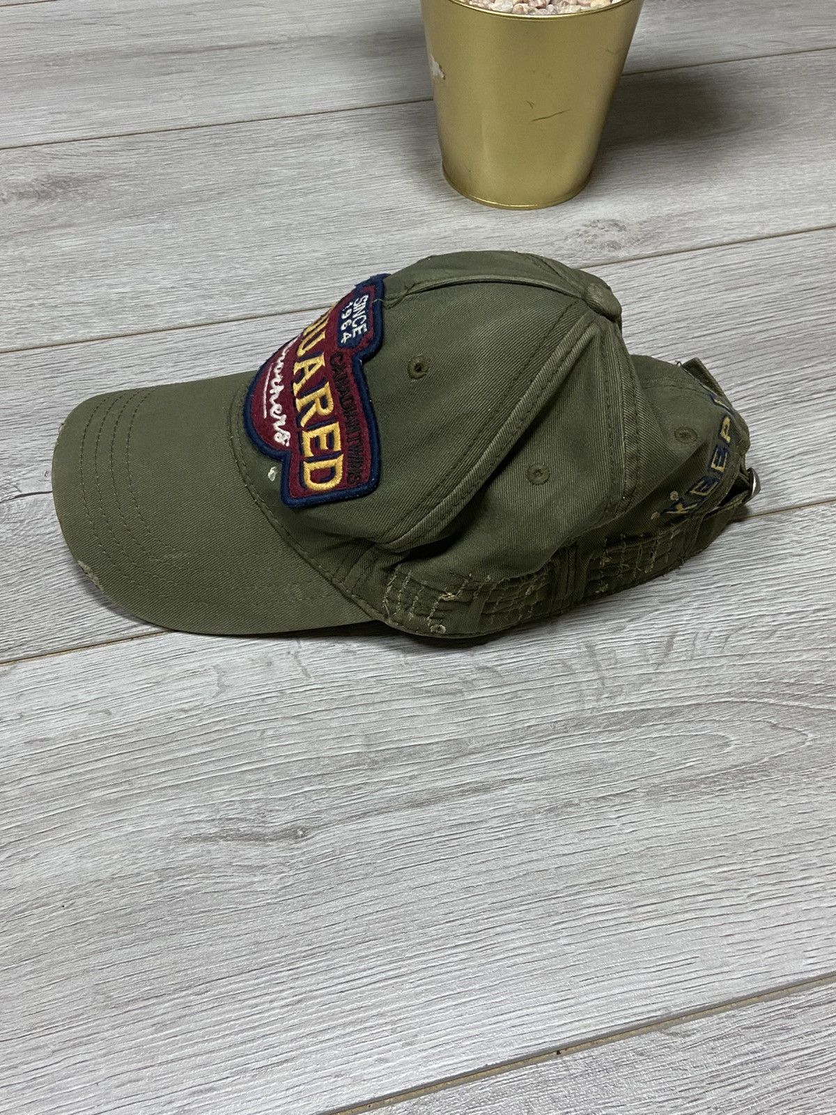 Dsquared2 × Vintage Dsquared2 Canada 🍁 Keep it real painted Italy cap Size ONE SIZE - 8 Thumbnail