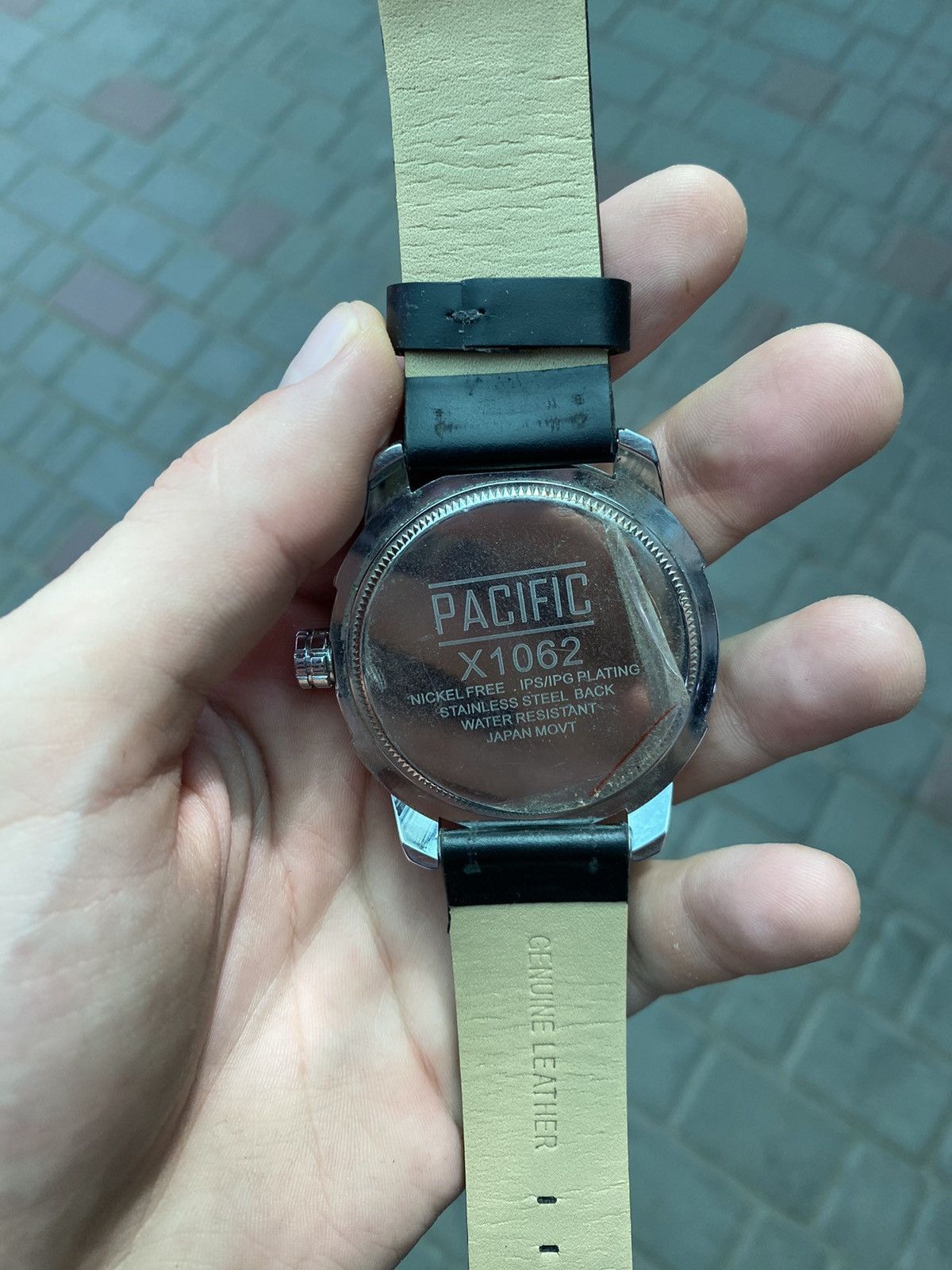 Jewelry Pacific X1062 Quartz Watch Leather Strap Day Date Size ONE SIZE - 9 Thumbnail