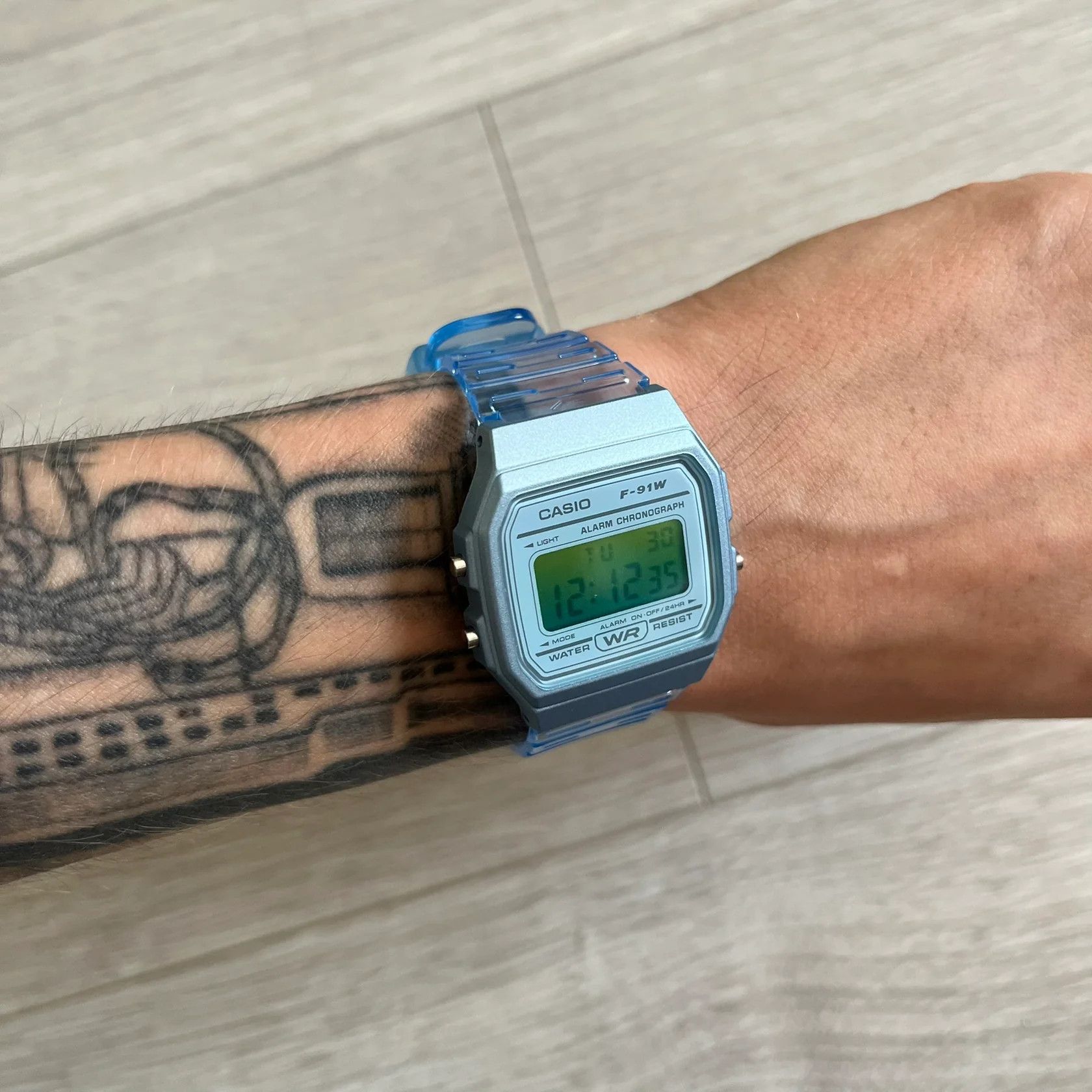 Casio Casio F-91W Gradient & Blue "Atlantis City" Size ONE SIZE - 4 Thumbnail