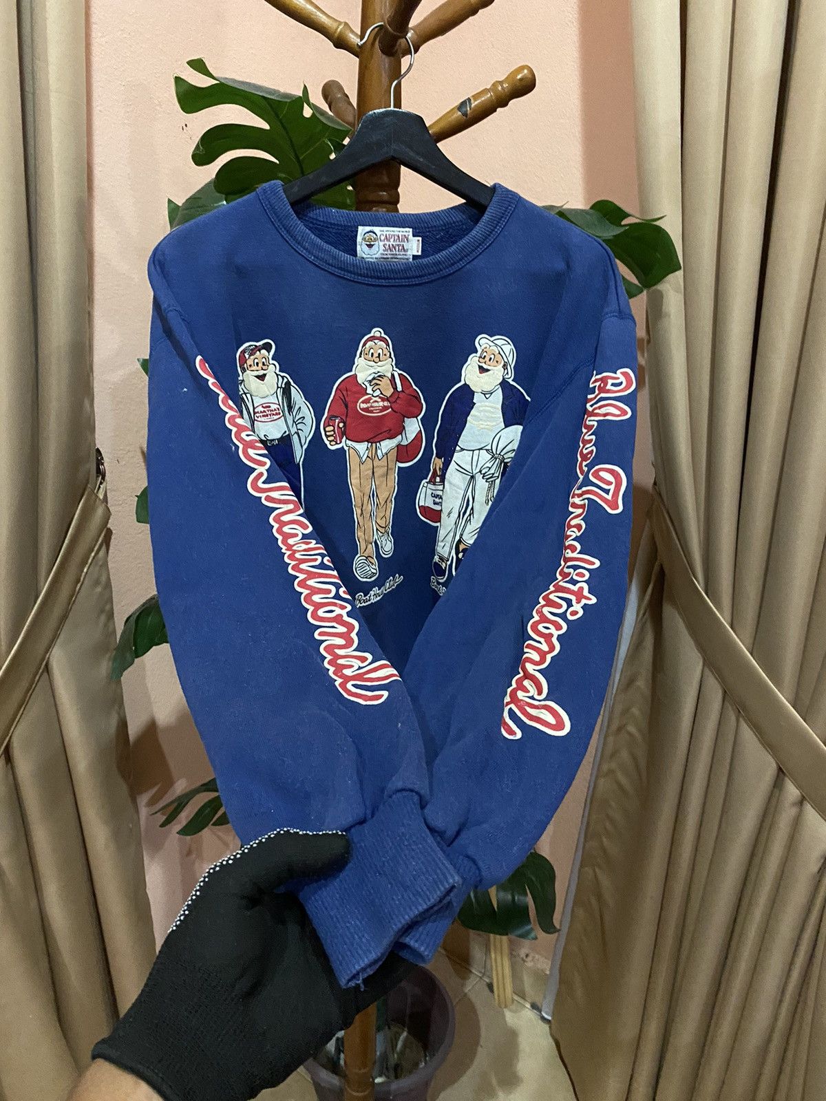 Vintage Vintage Captain Santa Sweatshirt - Classic 90s Japanese Size US M / EU 48-50 / 2 - 7 Thumbnail