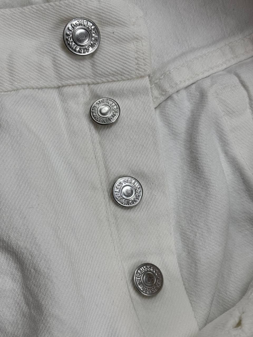 Levi's Vintage Clothing Vintage 1992 Levi's 501 White Jeans Made in USA W30 L32 Size US 30 / EU 46 - 13 Thumbnail