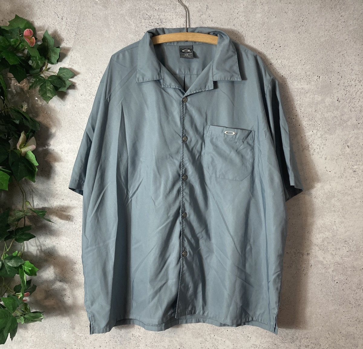 Oakley × Vintage 90’s Oakley Shirt button up Rayon Metal Logo Size US XL / EU 56 / 4 - 1 Thumbnail