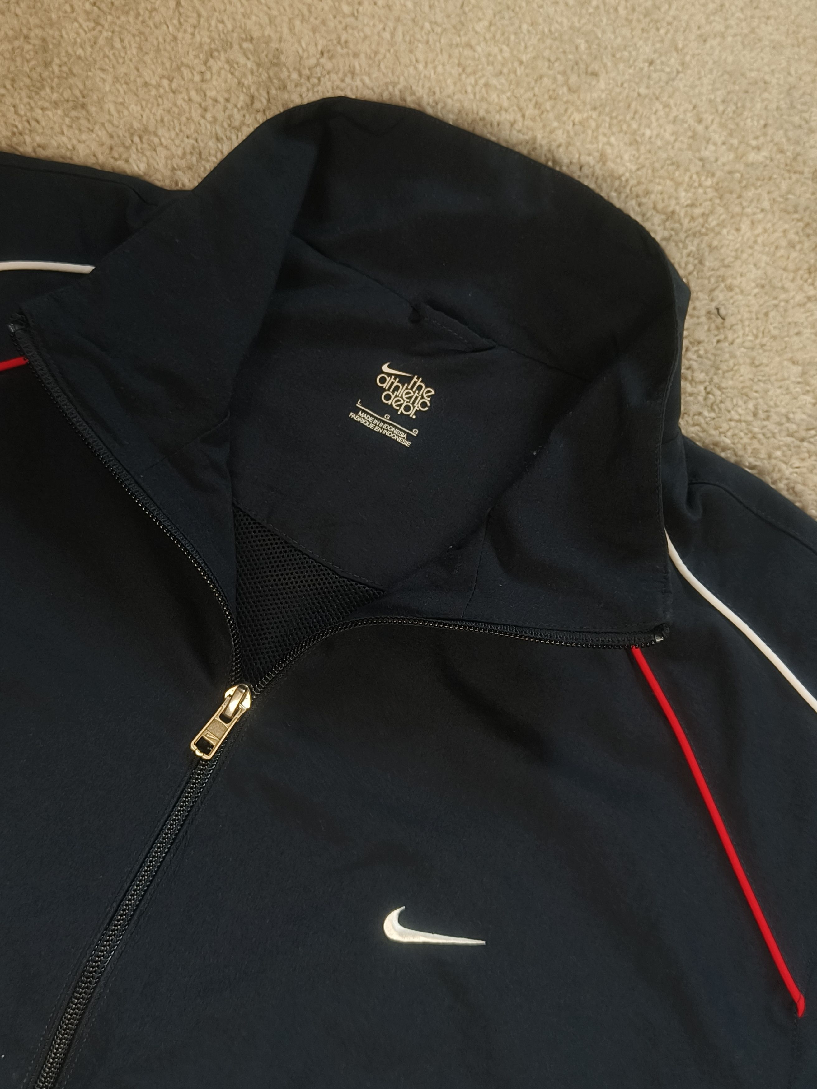 Nike Nike Track Small Swoosh Piping Detail Jacket Size US L / EU 52-54 / 3 - 2 Thumbnail
