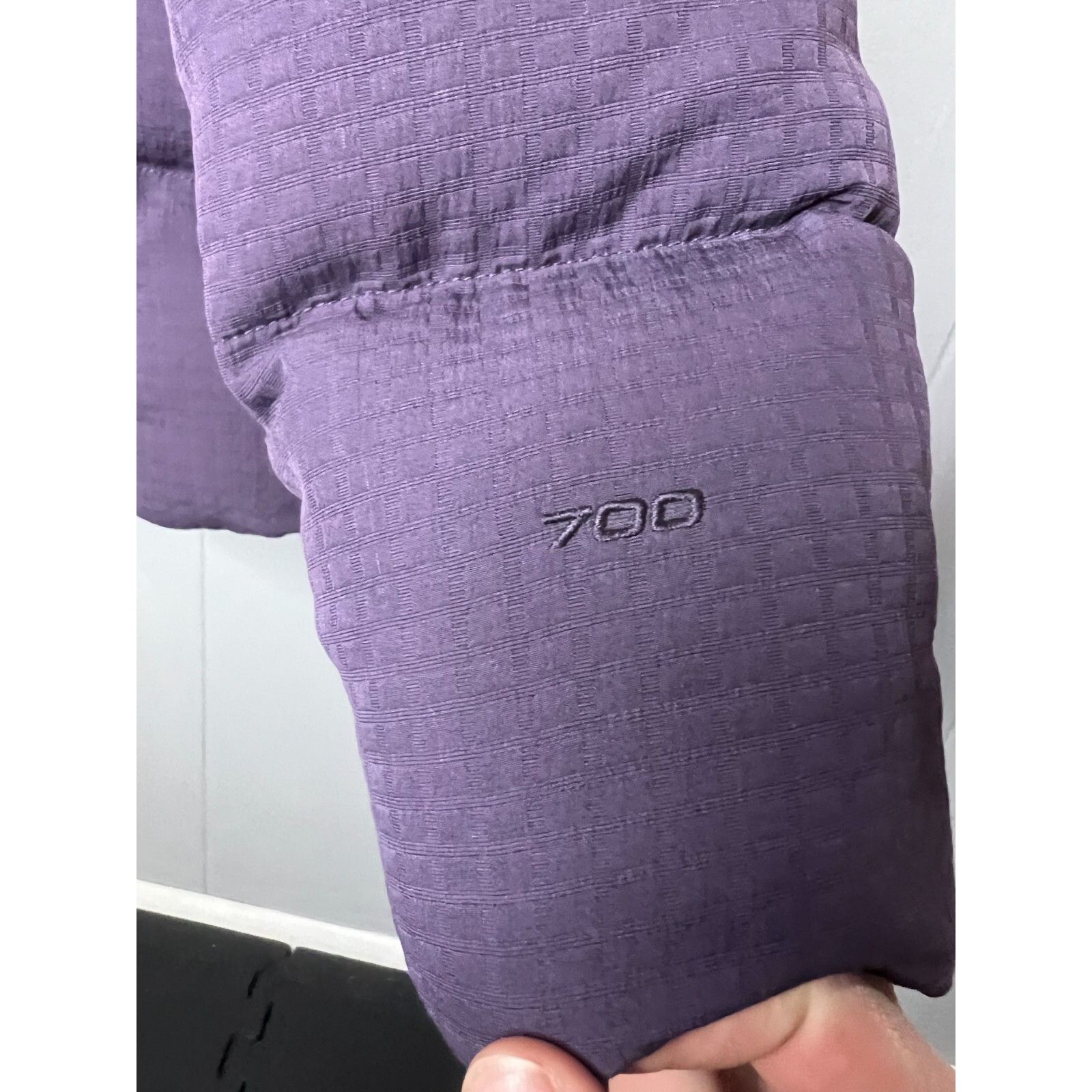 The North Face North Face Womens sz LG Purple Nuptse 700 Goose Down Winter Size L / US 10 / IT 46 - 3 Thumbnail