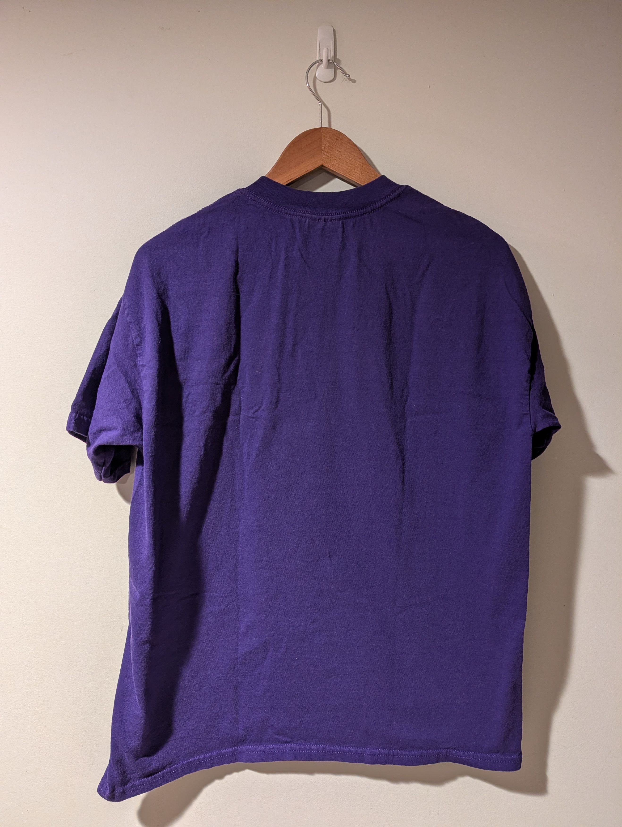 Gildan Vintage Wizard of Oz Embroidered T-Shirt Characters Logo Tee Size US M / EU 48-50 / 2 - 4 Thumbnail