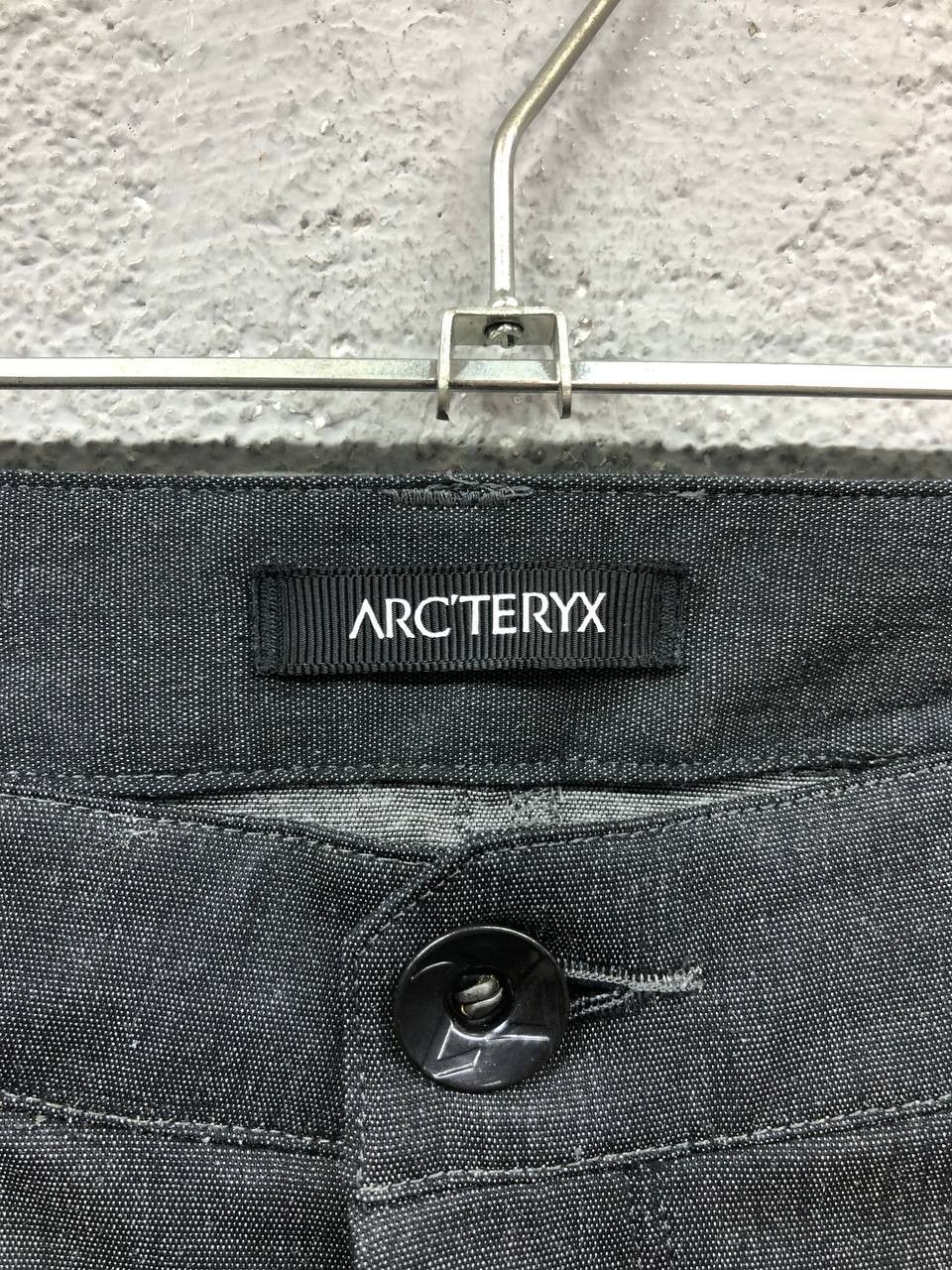 Arc'teryx Arcteryx womens reflective pants size US 6 / M Size 28" / US 6 / IT 42 - 3 Thumbnail
