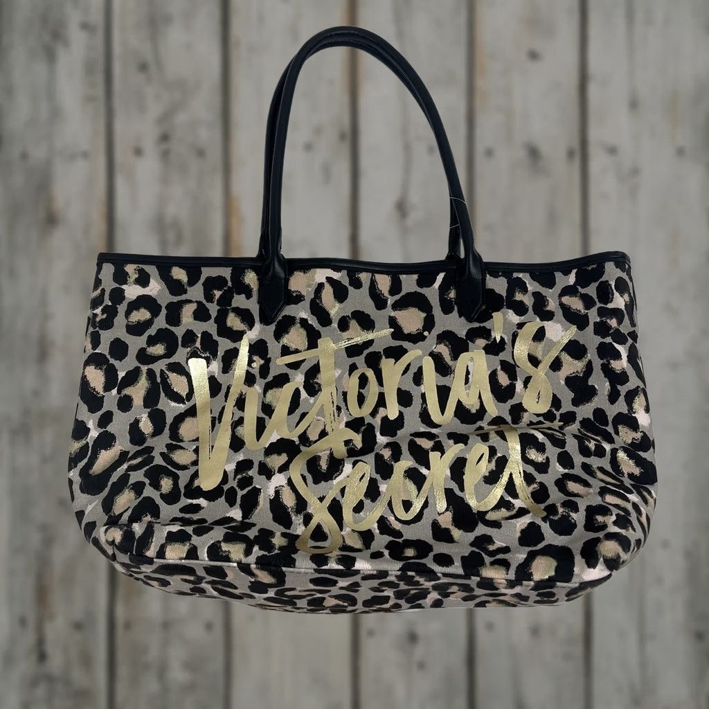 Victoria's Secret Victoria's Secret Weekender Shoulder Bag Leopard Animal Print Pink NWT 2017 Medium Women Womens Bag Size ONE SIZE - 1 Thumbnail