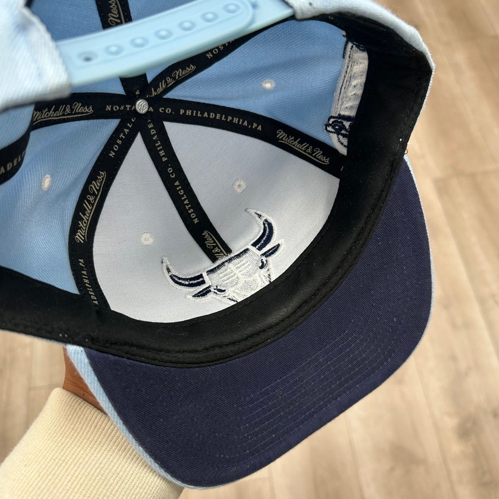 Mitchell & Ness Mitchell & Ness Chicago Bulls light blue 1996 NBA Finals hat Size ONE SIZE - 6 Thumbnail