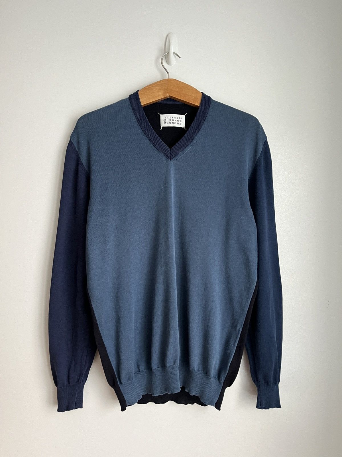 トップス Maison Margiela 21SS Vneck Sweatshirt Maison Margiela V Neck Sweater | Shopbop