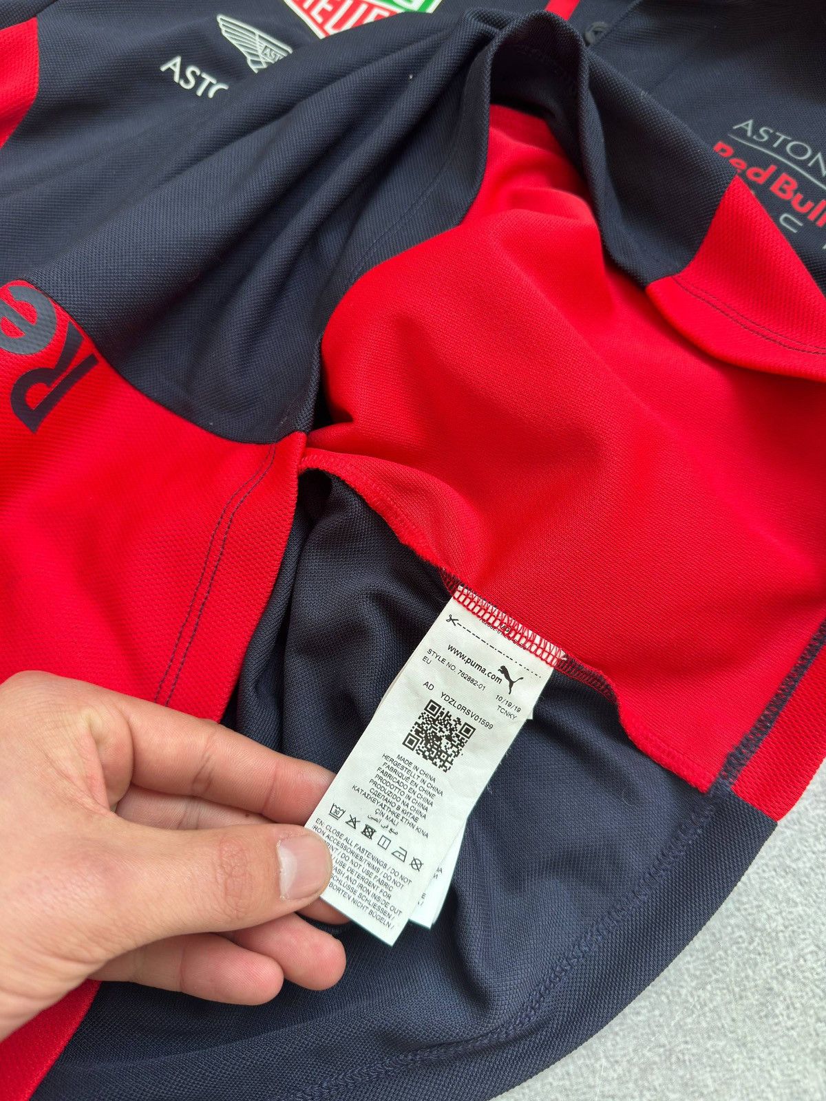 Red Bull PUMA RED BULL RACING F1 POLO SHIRT ASTON MARTIN MOBIL1 Size US S / EU 44-46 / 1 - 4 Thumbnail
