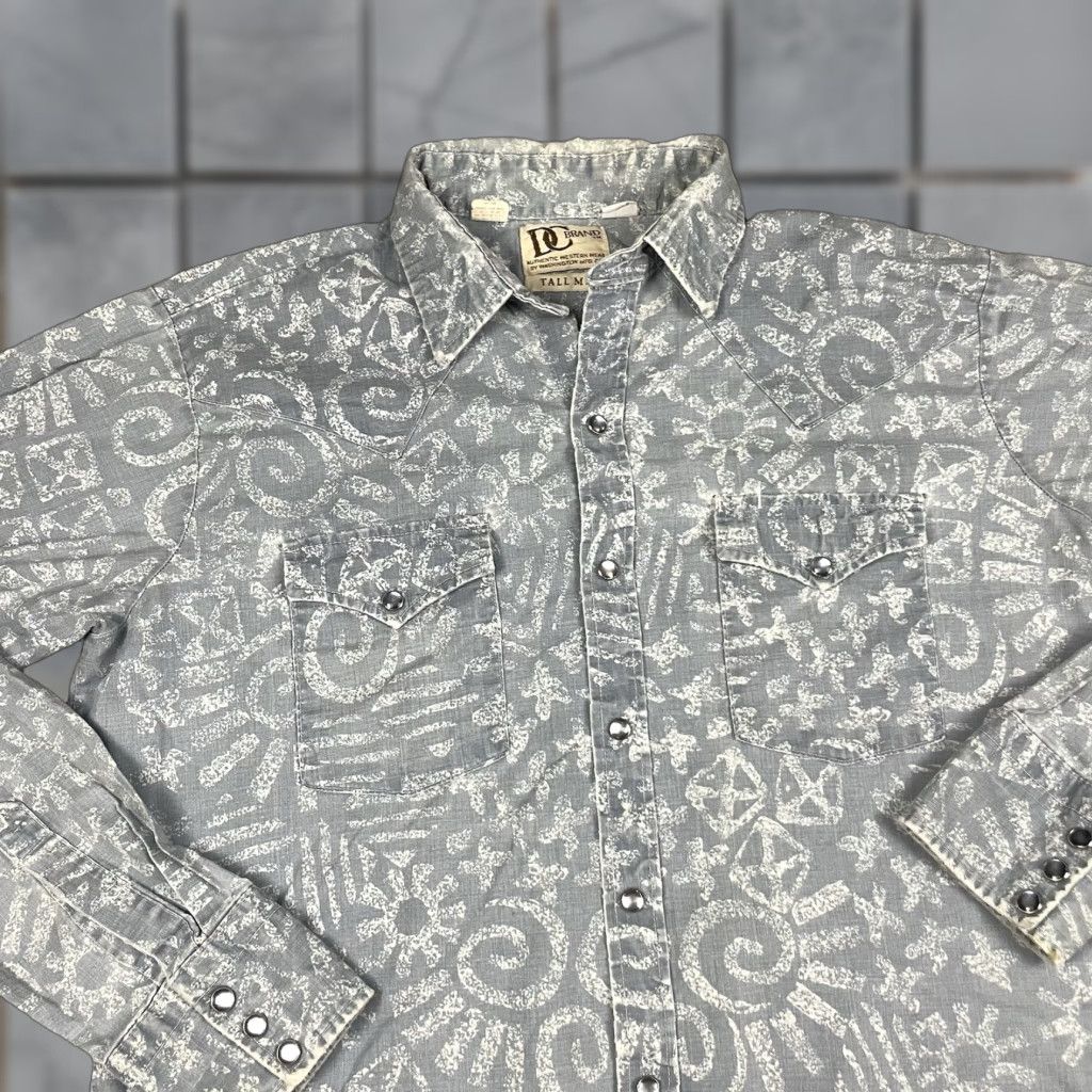 Vintage VINTAGE Dee Cee Pearl Snap Shirt Adult XL Blue Distressed Rancher Western DC Shirt Men XL Blue Floral Cotton Woven Button-Up Western Mens Size US XL / EU 56 / 4 - 1 Thumbnail