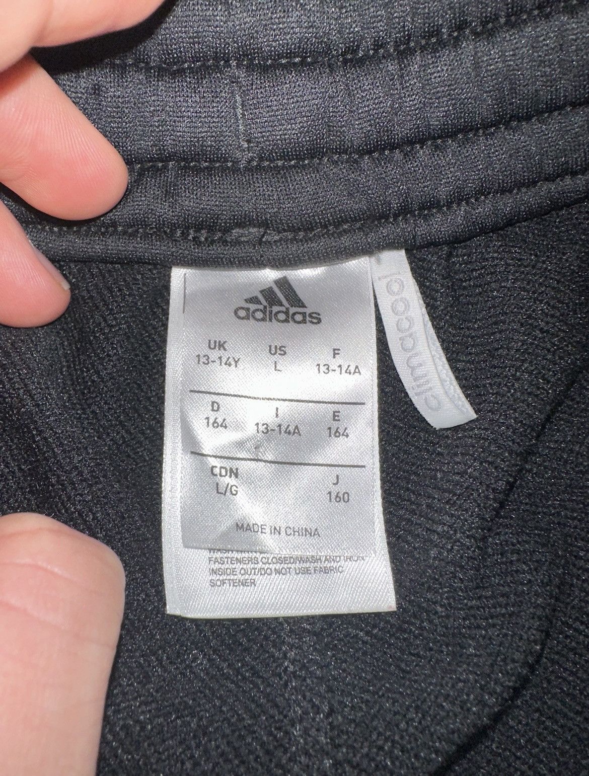 Adidas Adidas Manchester United Soccer Pants Size Age 13-14Y Size US 28 / EU 44 - 3 Thumbnail