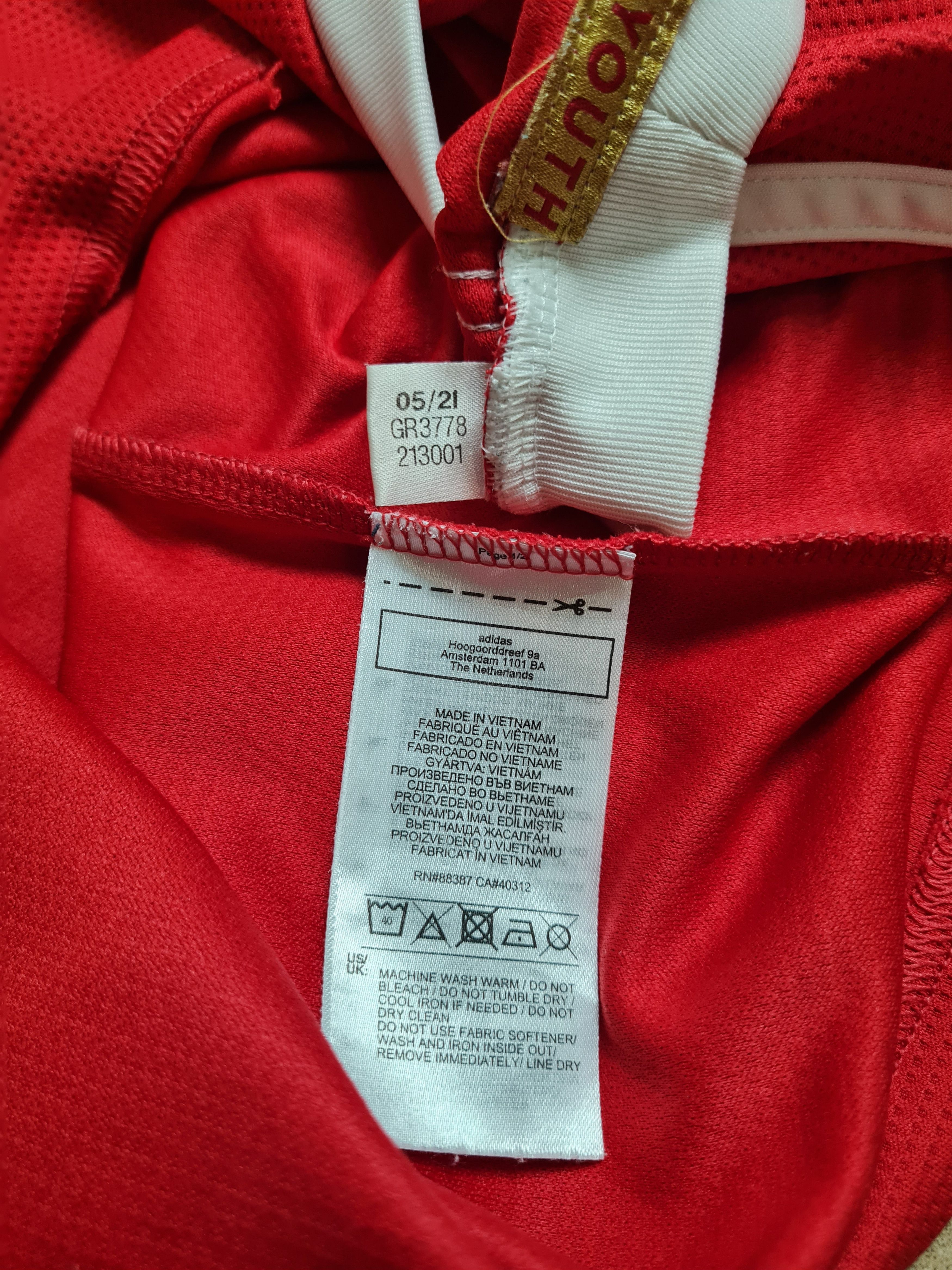 Adidas MANCHESTER UNITED ADIDAS 2021/2022 #7 RONALDO GR3778 Size US M / EU 48-50 / 2 - 21 Thumbnail