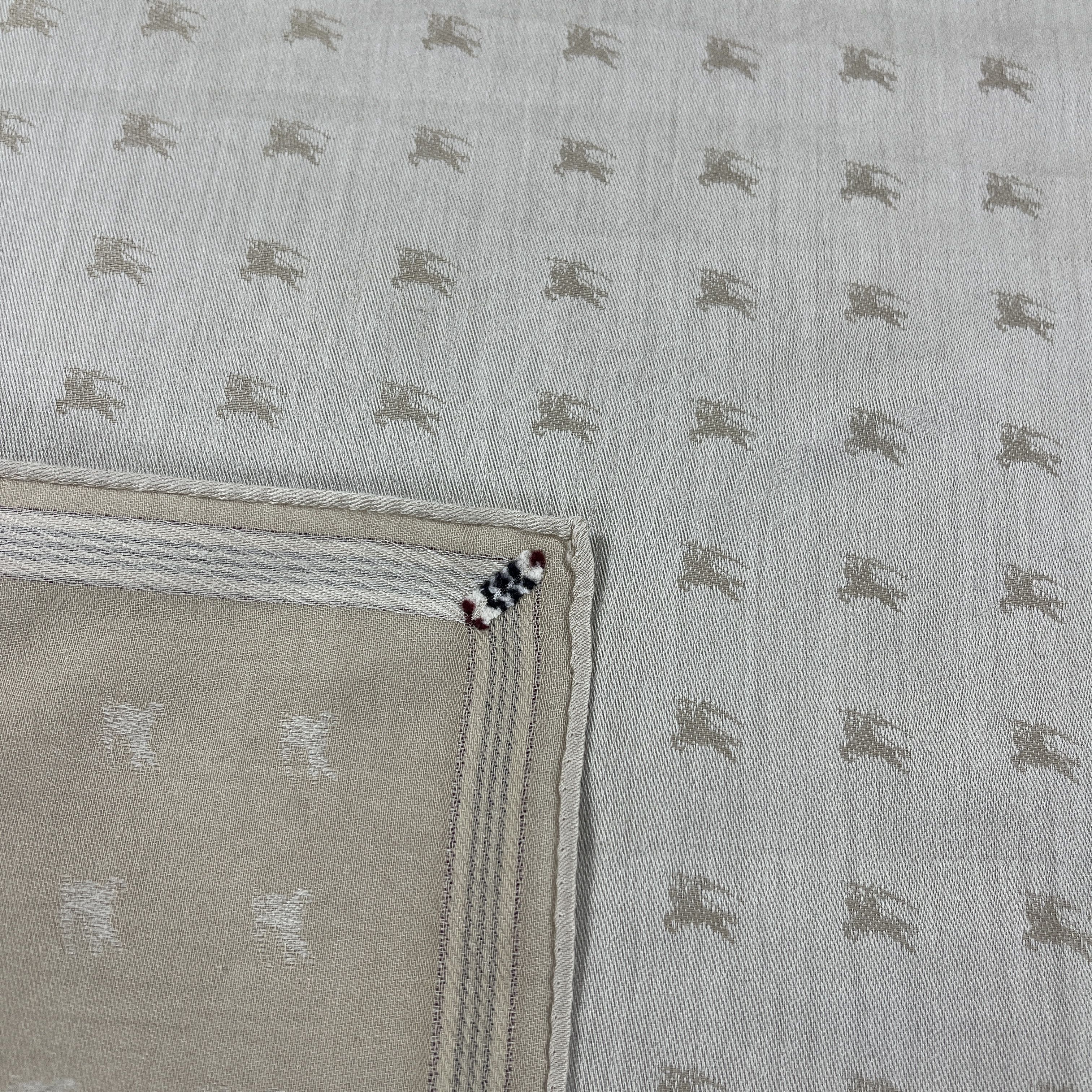 Burberry Burberry Handkerchief / Bandana / Neckerchief B295 Size ONE SIZE - 9 Thumbnail