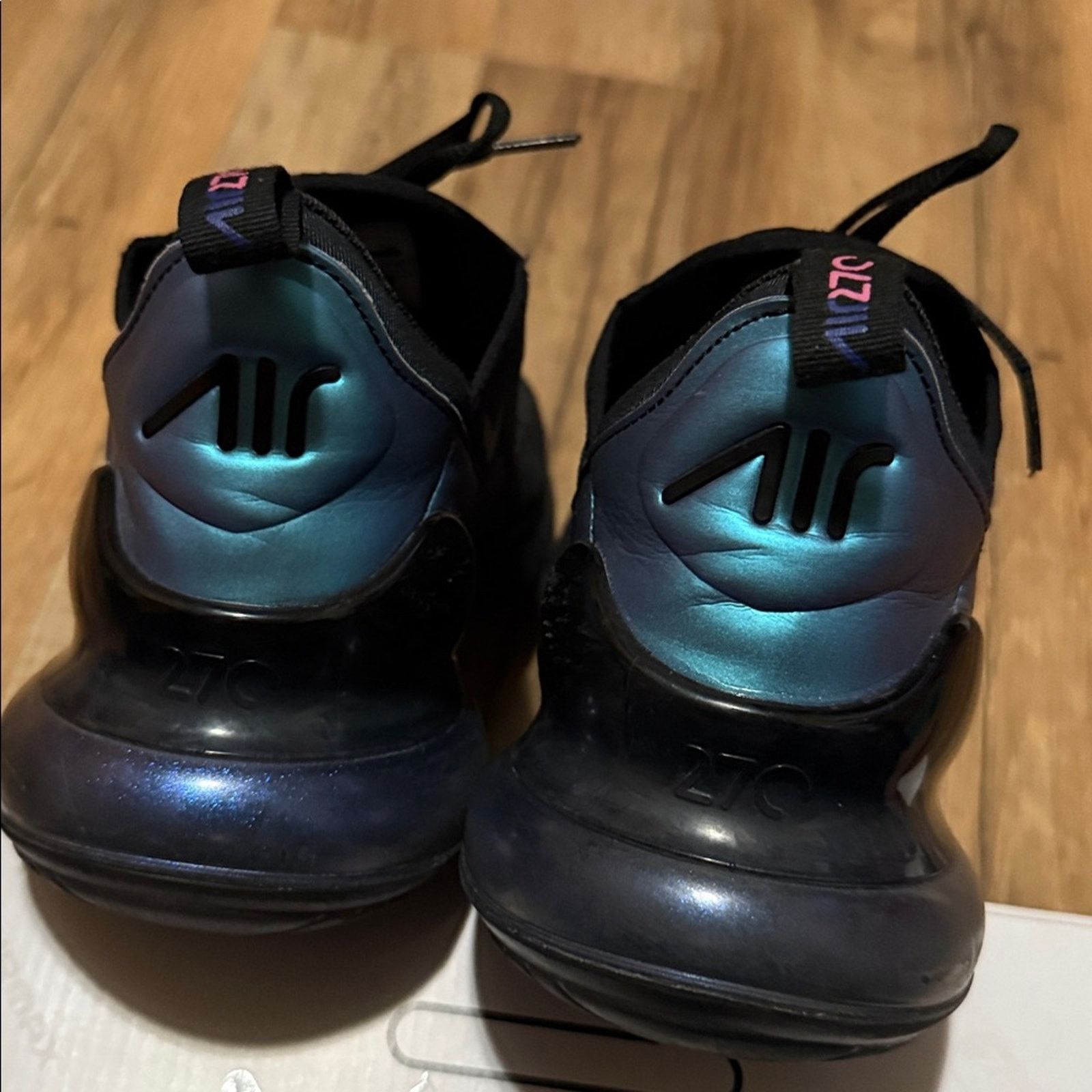Nike Nike Air Max 270 Throwback Future Iridescent Size US 9.5 / EU 42-43 - 3 Thumbnail