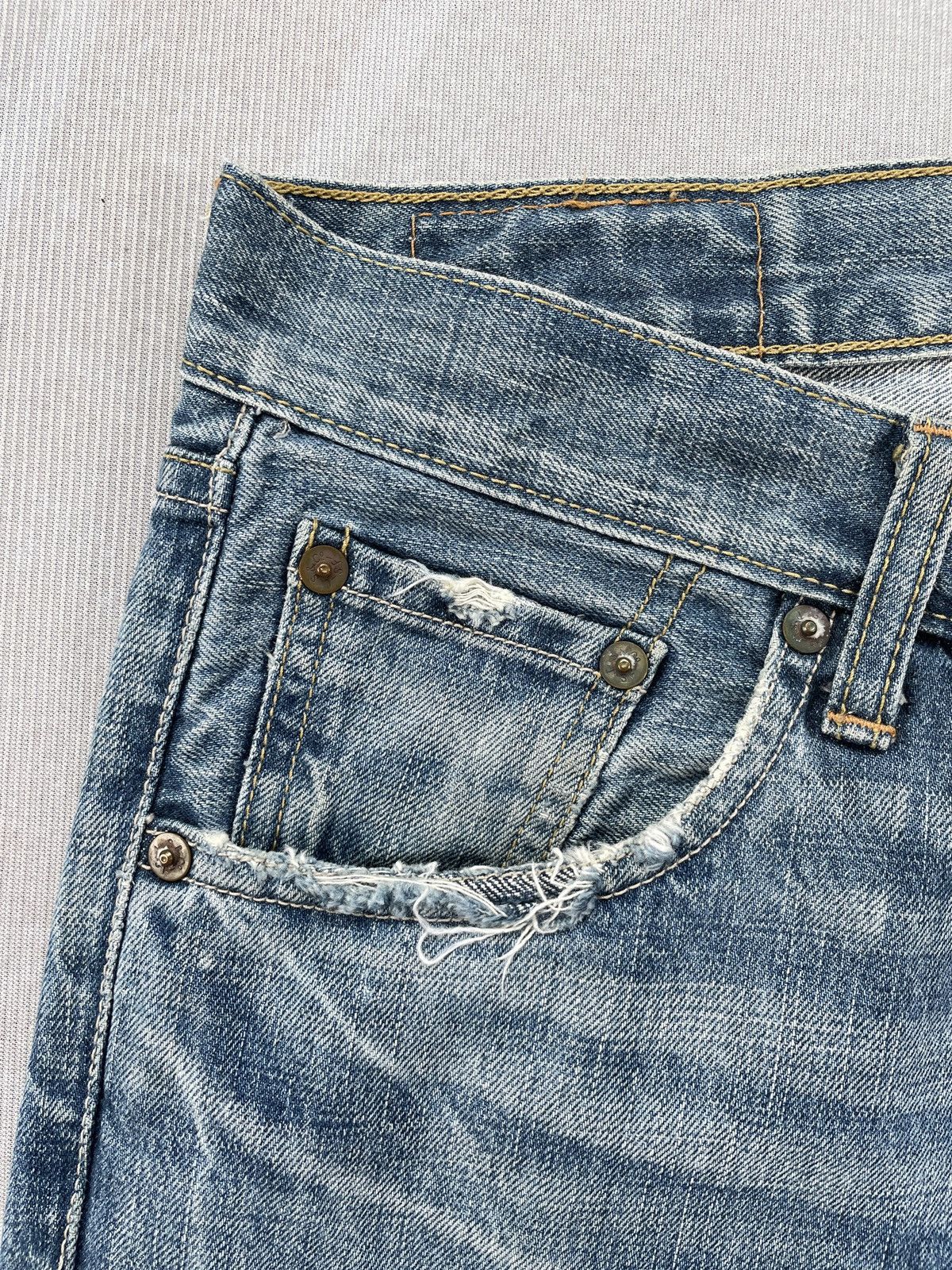 Levi's Vintage Levis 502 Japan Size US 30 / EU 46 - 6 Thumbnail