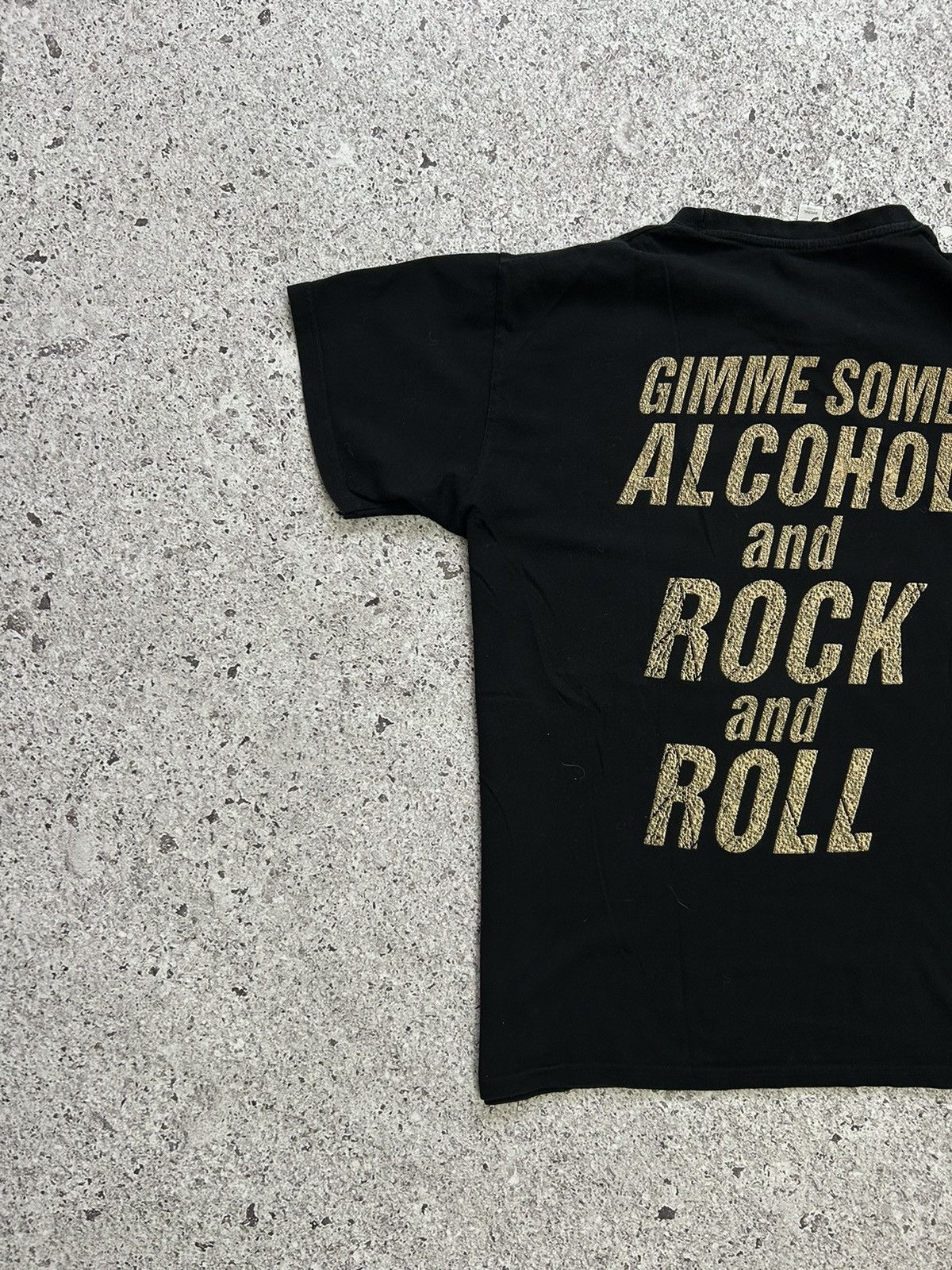 Band Tees Korpiklaani Gimme Some Alcohol And Rock And Roll Tee Size US XL / EU 56 / 4 - 7 Thumbnail