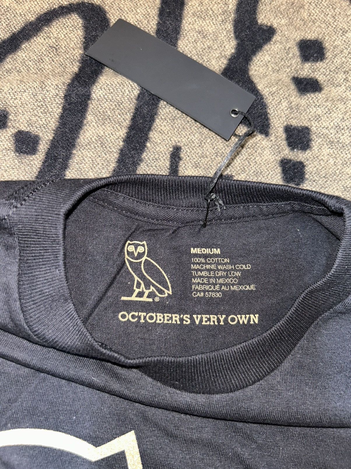 October's Very Own 2017 London Store Opening Union Jack Tshirt Size US M / EU 48-50 / 2 - 4 Thumbnail