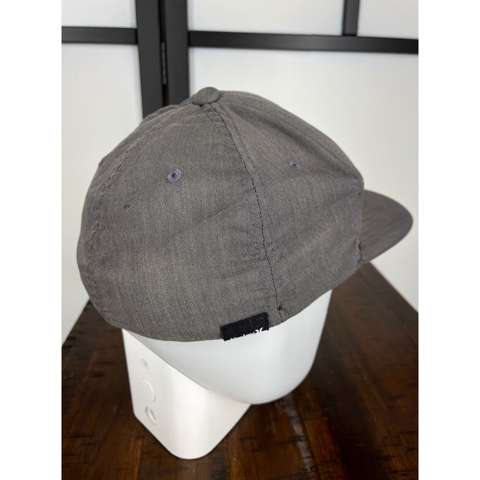 Hurley Hurley Nike Hat Cap Fitted Adult Large Gray Polyester Cotton Dri-Fit Baseball Cap Mens Sportswear Beach 90s Size ONE SIZE - 7 Thumbnail