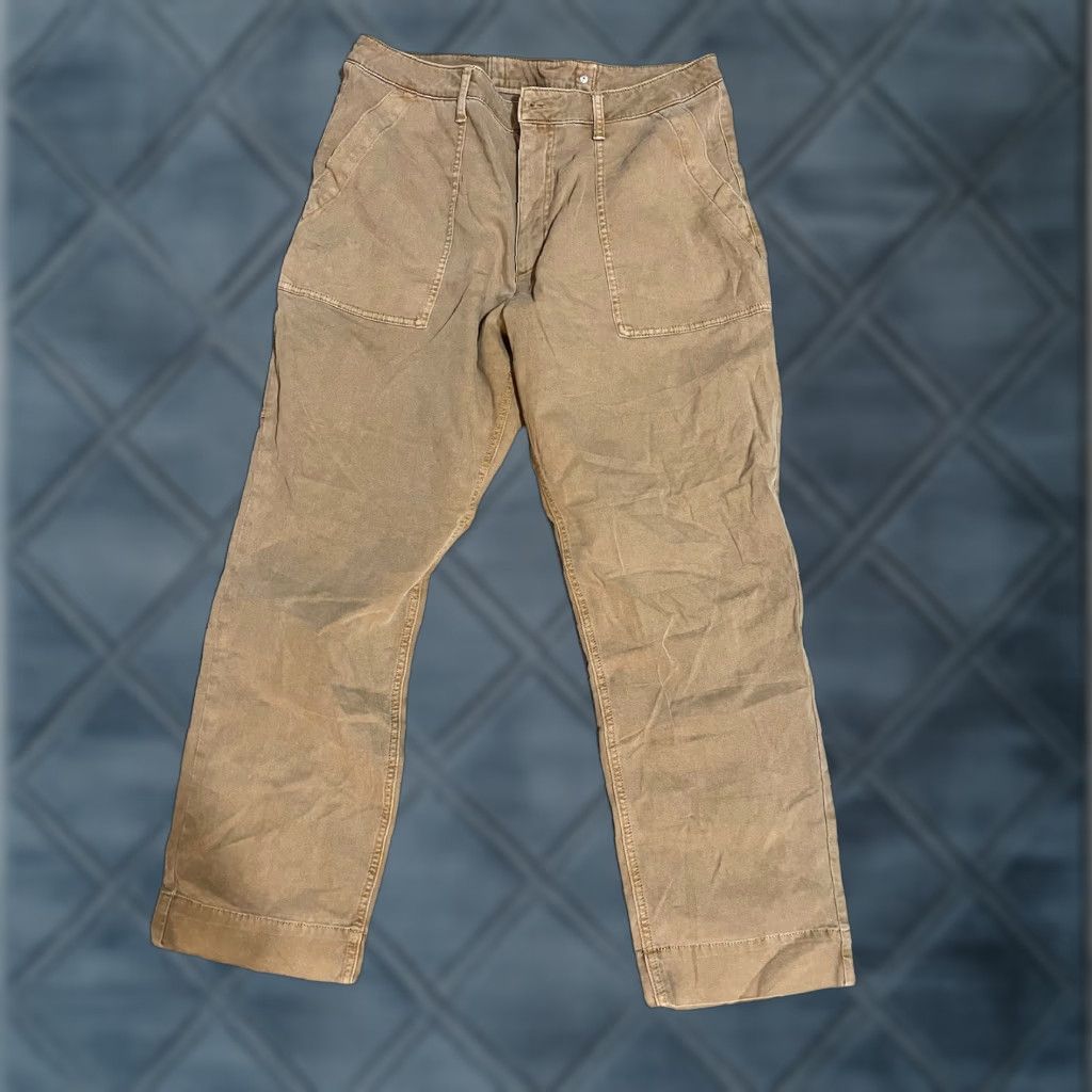 Old Navy Old Navy Pants Womens Size 12 Regular Khaki Chino Casual Y2k Size 34" / US 12 / IT 48 - 1 Thumbnail