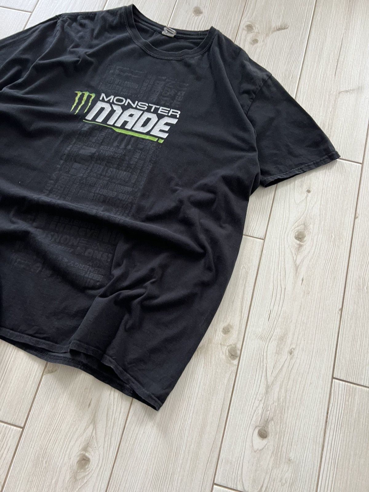 Vintage Vintage Y2K Monster Energy T-Shirt Size US L / EU 52-54 / 3 - 4 Thumbnail