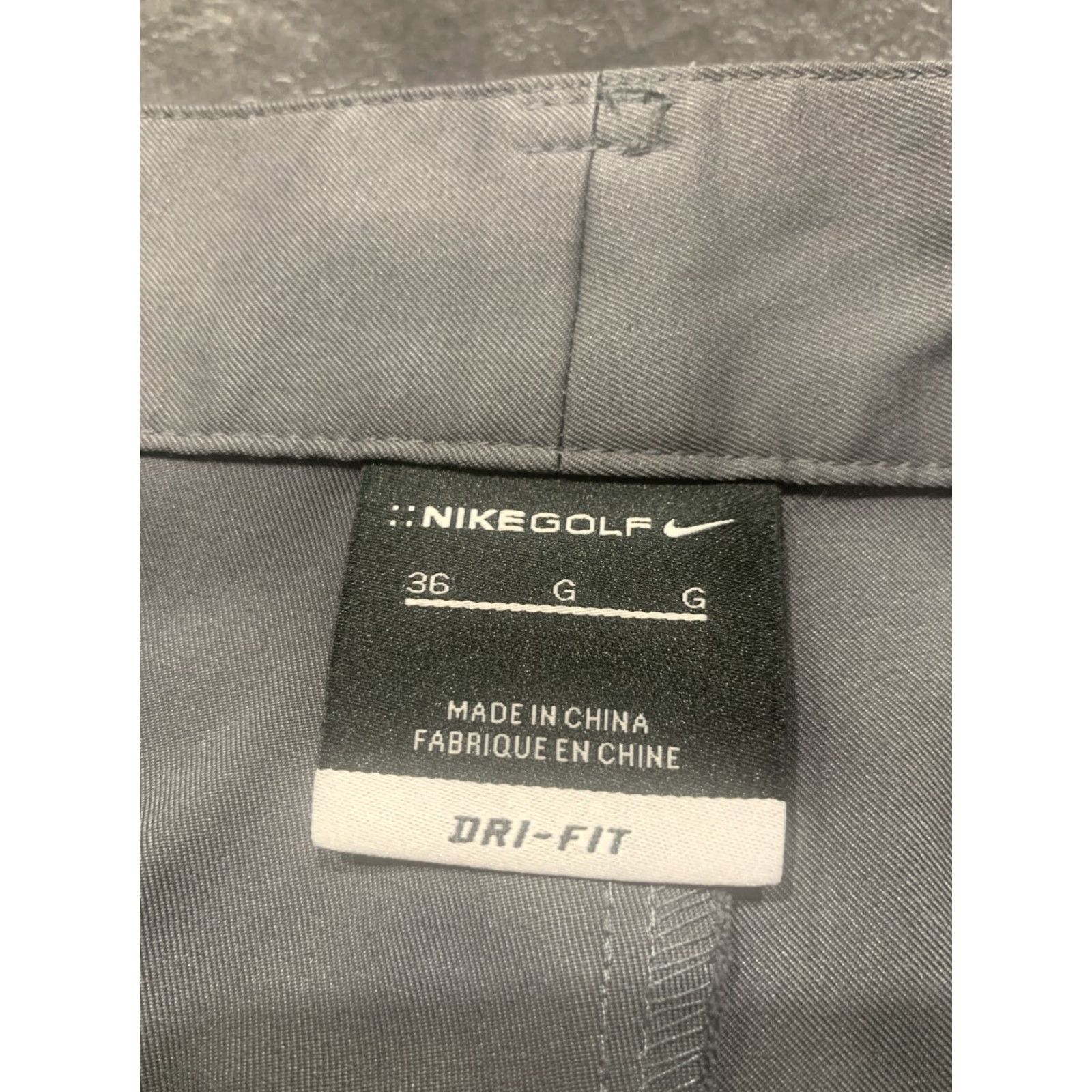 Nike Nike Golf Shorts Men Flat Front Gray 36 Dri-Fit Casual/Golf 36 Mens USA Space Pockets Regular Size US 36 / EU 52 - 4 Thumbnail