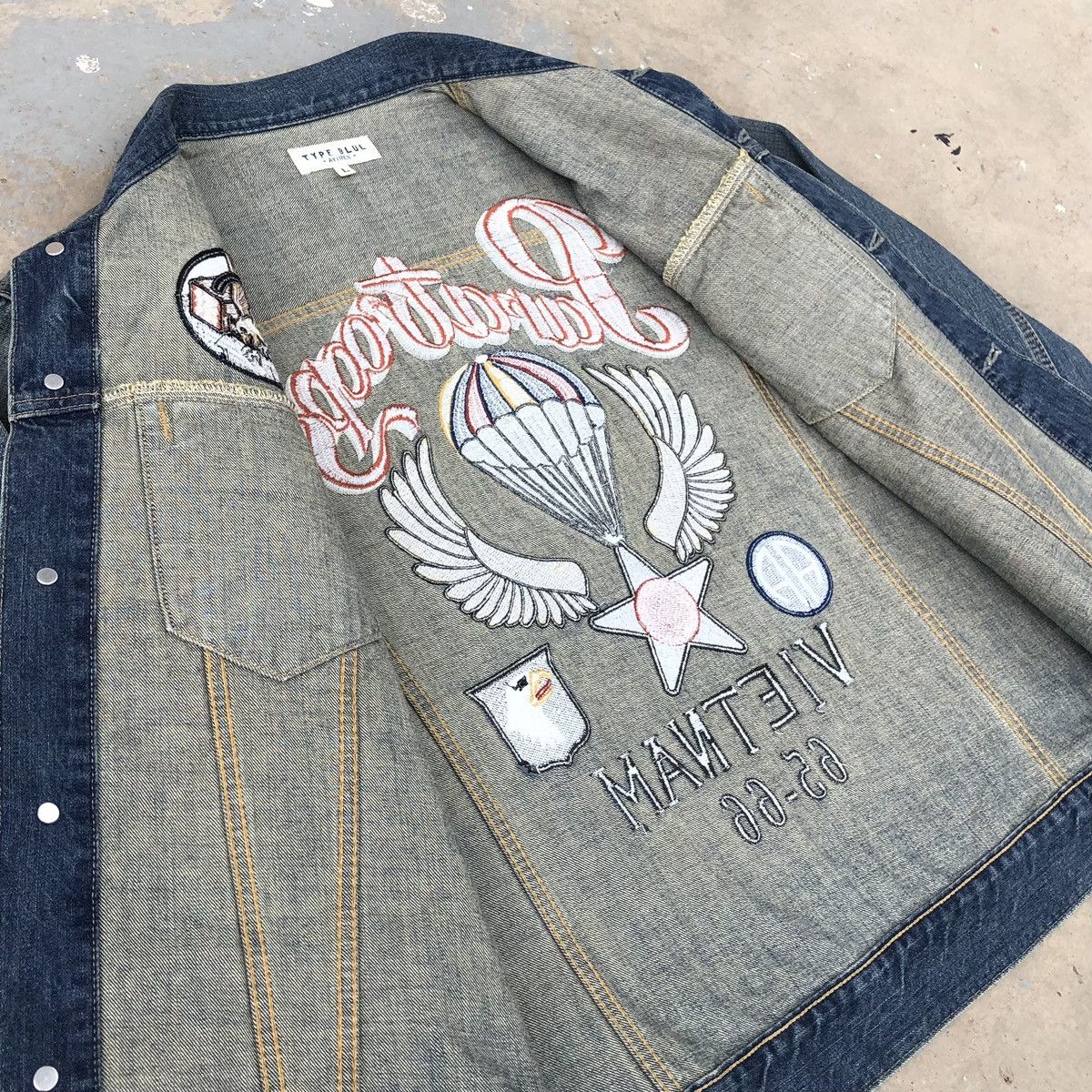 Avirex AVIREX Type Blue Denim Souvenir Jacket Size US L / EU 52-54 / 3 - 15 Thumbnail