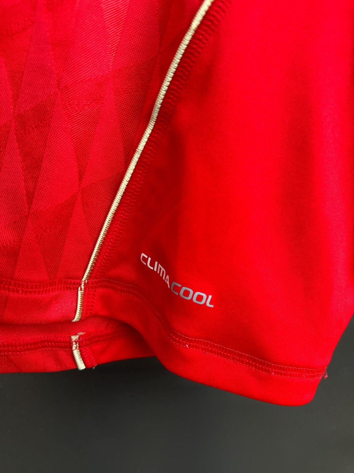 Adidas Vintage 2010/11 Liverpool FC Home Shirt adidas Jersey sz XL Size US XL / EU 56 / 4 - 9 Thumbnail