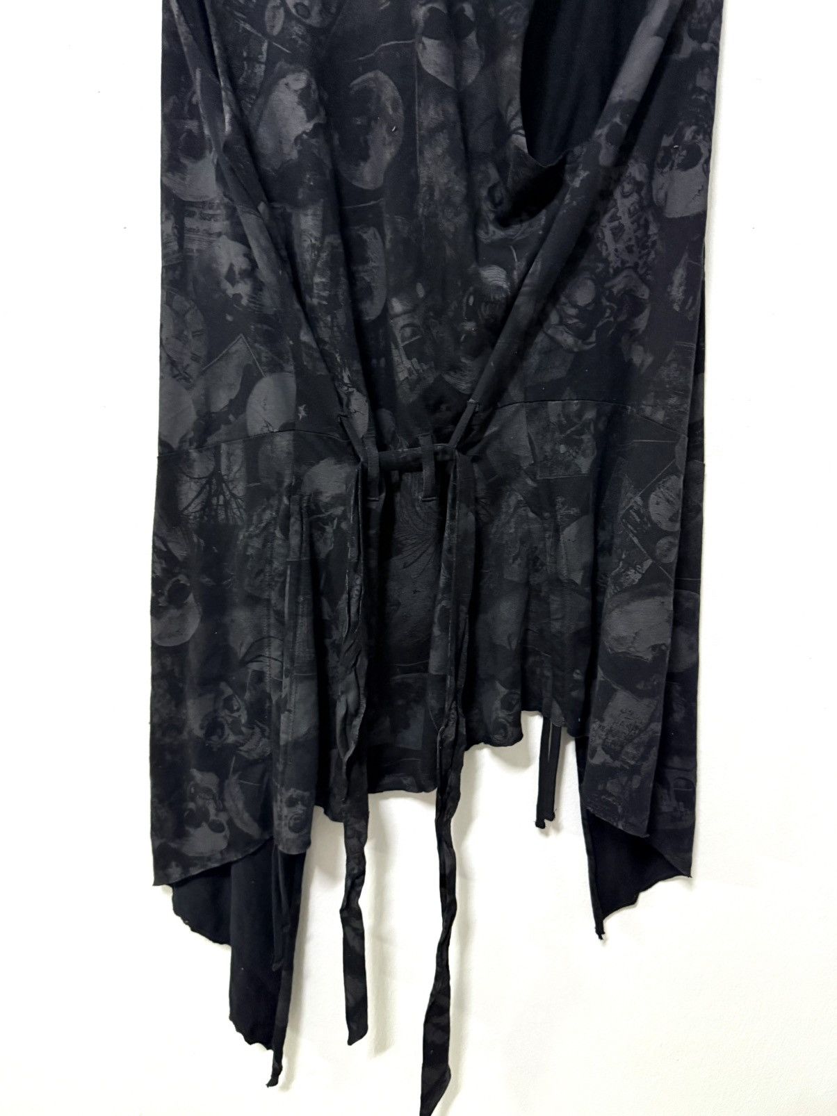 If Six Was Nine 2000s Civarize Sleeveless Cardigan Gothic Punk Shirt Size US M / EU 48-50 / 2 - 6 Thumbnail