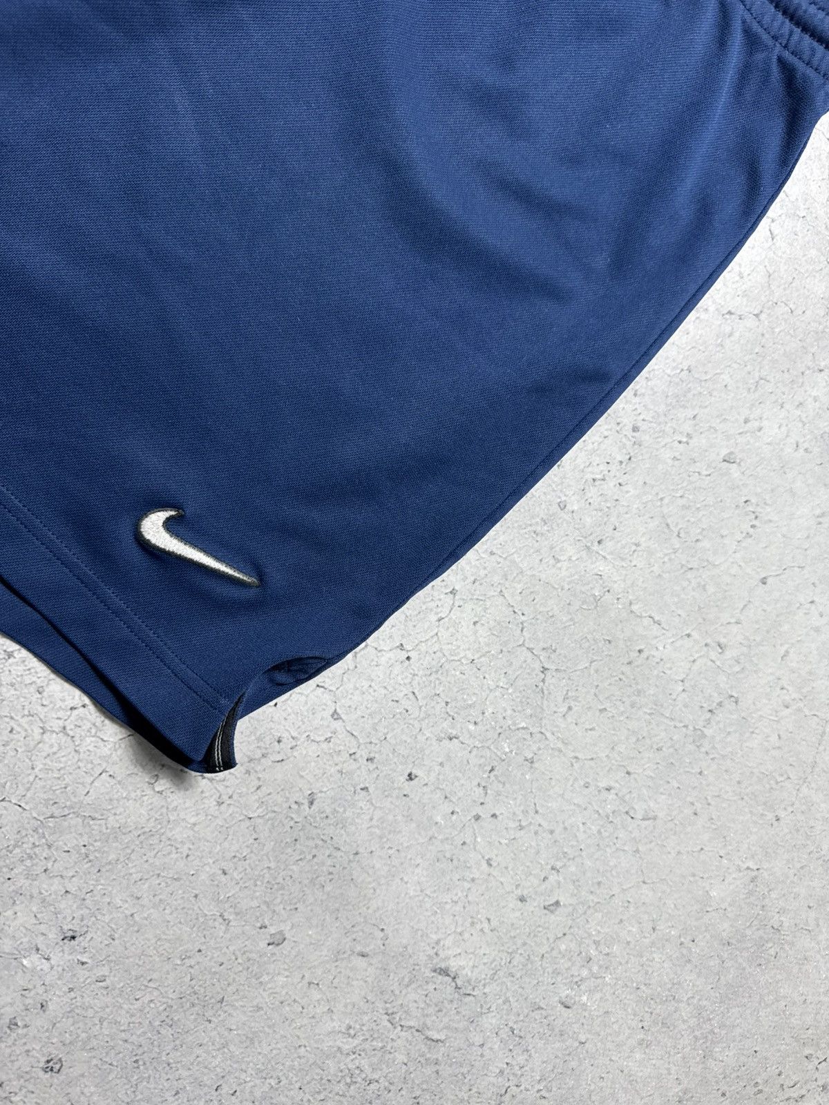Nike Nike Team Vintage 90’s Shorts Drill Swoosh Y2K Size XL Size US 36 / EU 52 - 2 Thumbnail