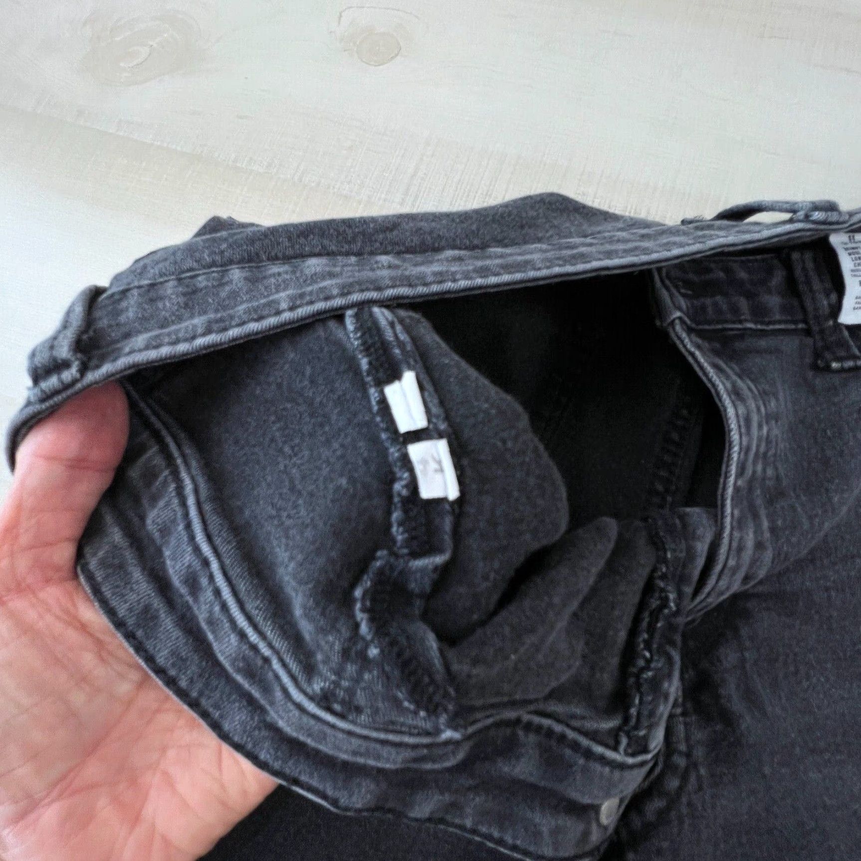 H&M H&M Womens Skinny Jeans 33 Faded Black Denim Mid Rise Stretch Ankle Size 24" / US 00 / IT 34 - 6 Thumbnail
