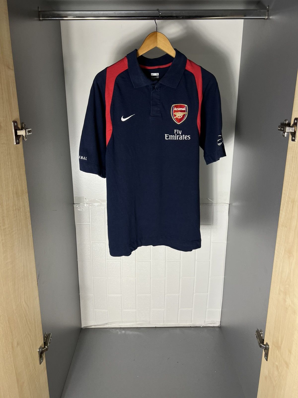 Nike VINTAGE NIKE FC ARSENAL LONDON ENGLAND SOCCER JERSEY Y2K 90s Size US M / EU 48-50 / 2 - 5 Thumbnail