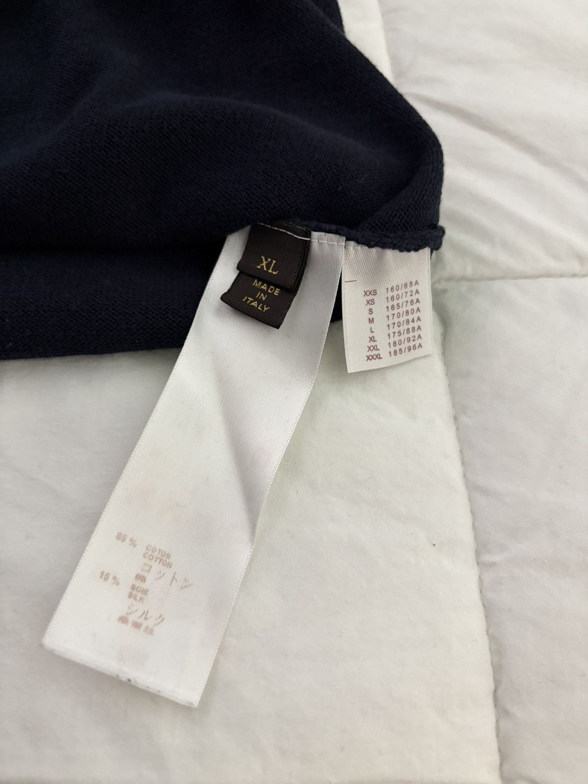 Louis Vuitton Louis Vuitton “V” Hoodie Size US XL / EU 56 / 4 - 8 Thumbnail