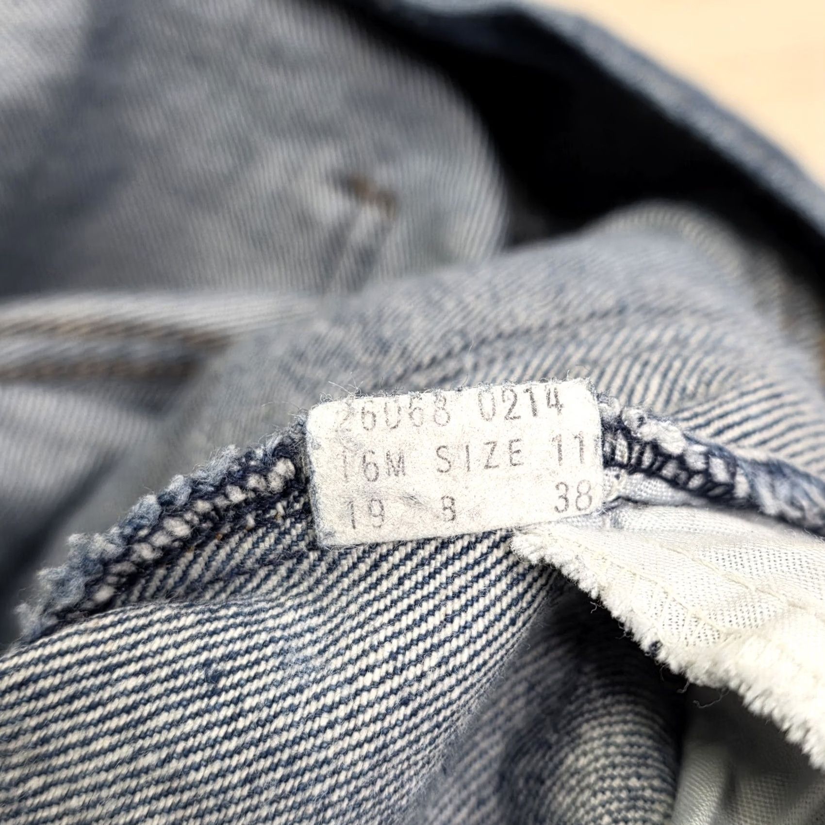 Levi's VINTAGE Levi's Orange Tab High Waist Straight Jeans Women 80s 26 x 33 Size 11 Regular Denim Dark Pockets Zip Inseam 33 Mens Womens Boys Girls Size 32" / US 10 / IT 46 - 4 Thumbnail