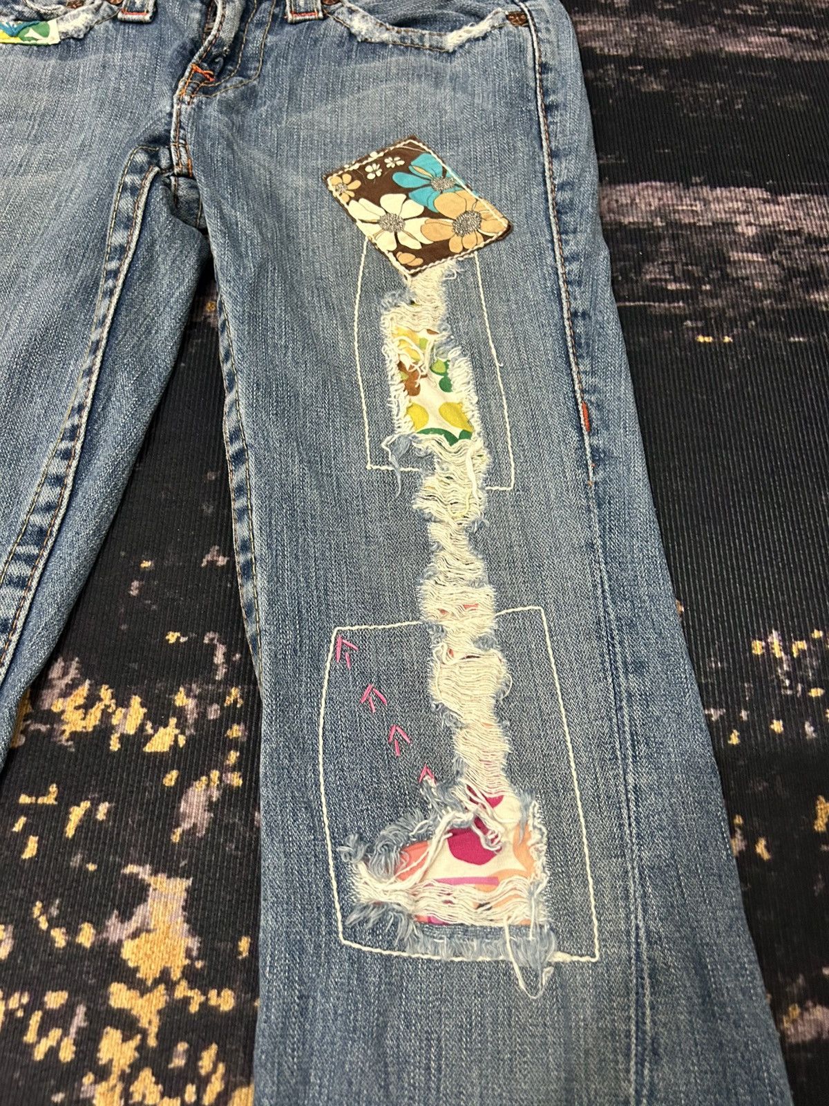 True Religion True Religion Patch work Spiral Flare Jeans Size US 27 - 5 Thumbnail