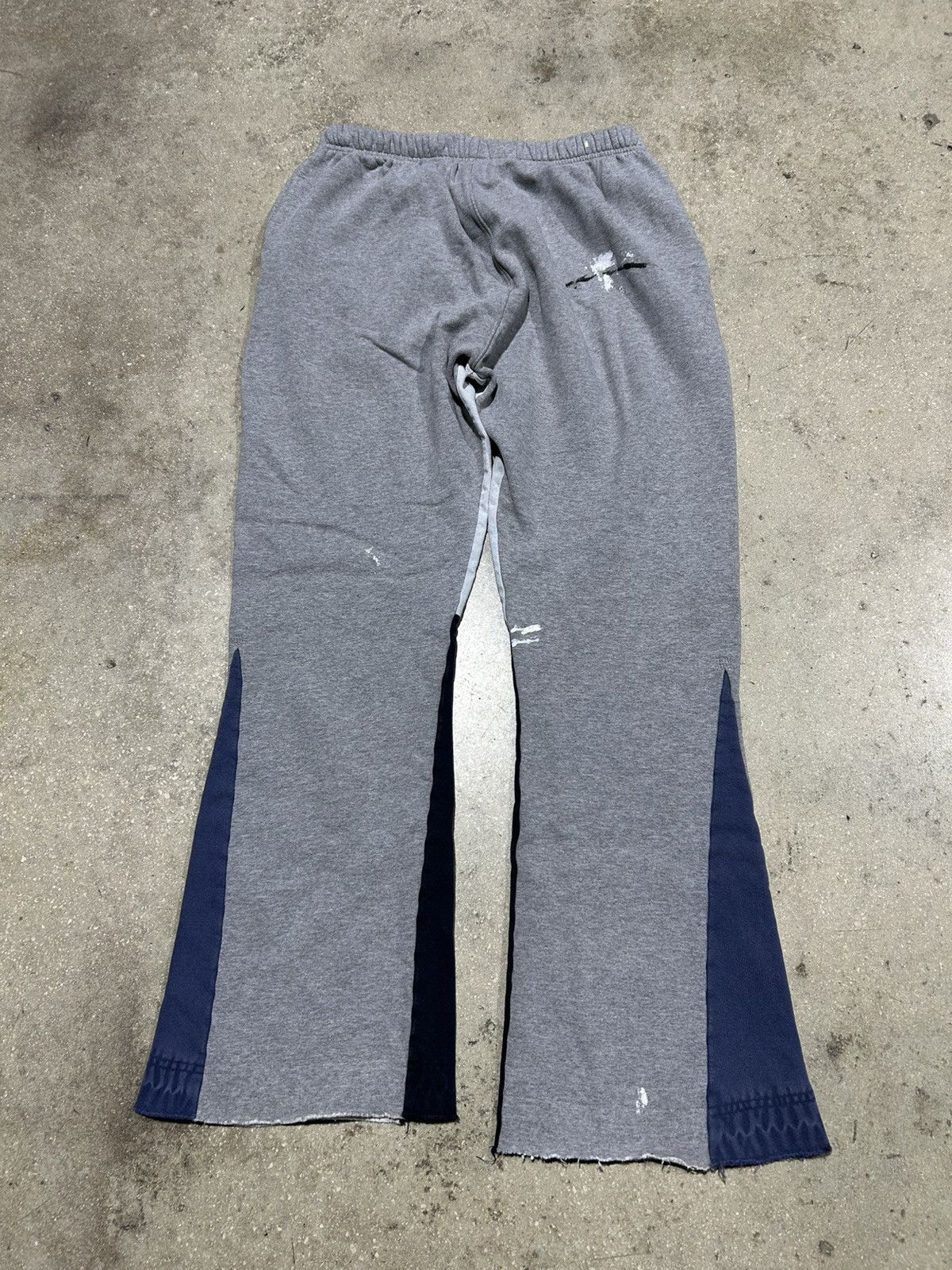 Gallery Dept. Gallery Dept Flare Sweatpant Size US 36 / EU 52 - 5 Thumbnail