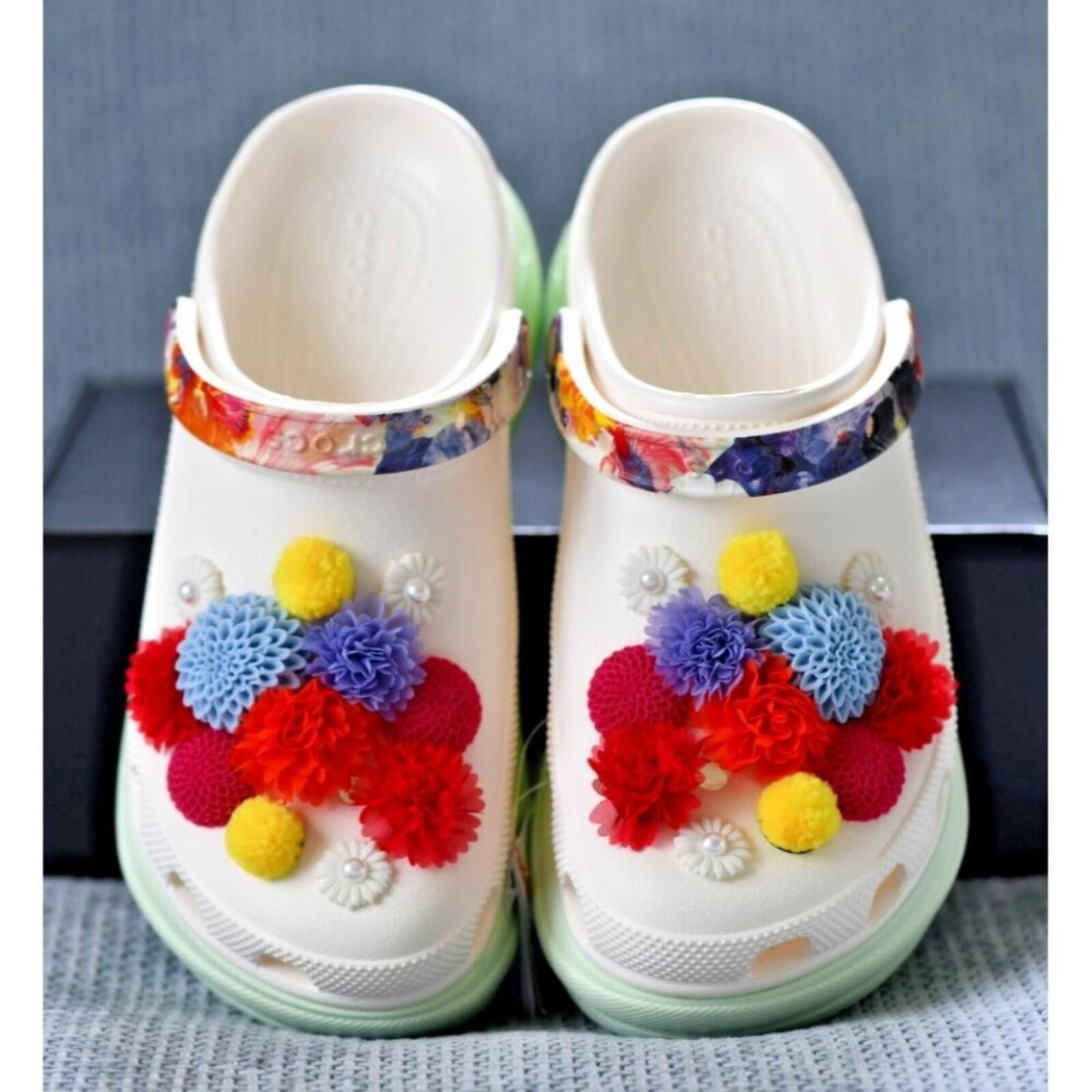 Crocs Crocs Bae Wildflower Clog Classic Woman | Beige/Green Size US 9 / IT 39 - 5 Thumbnail