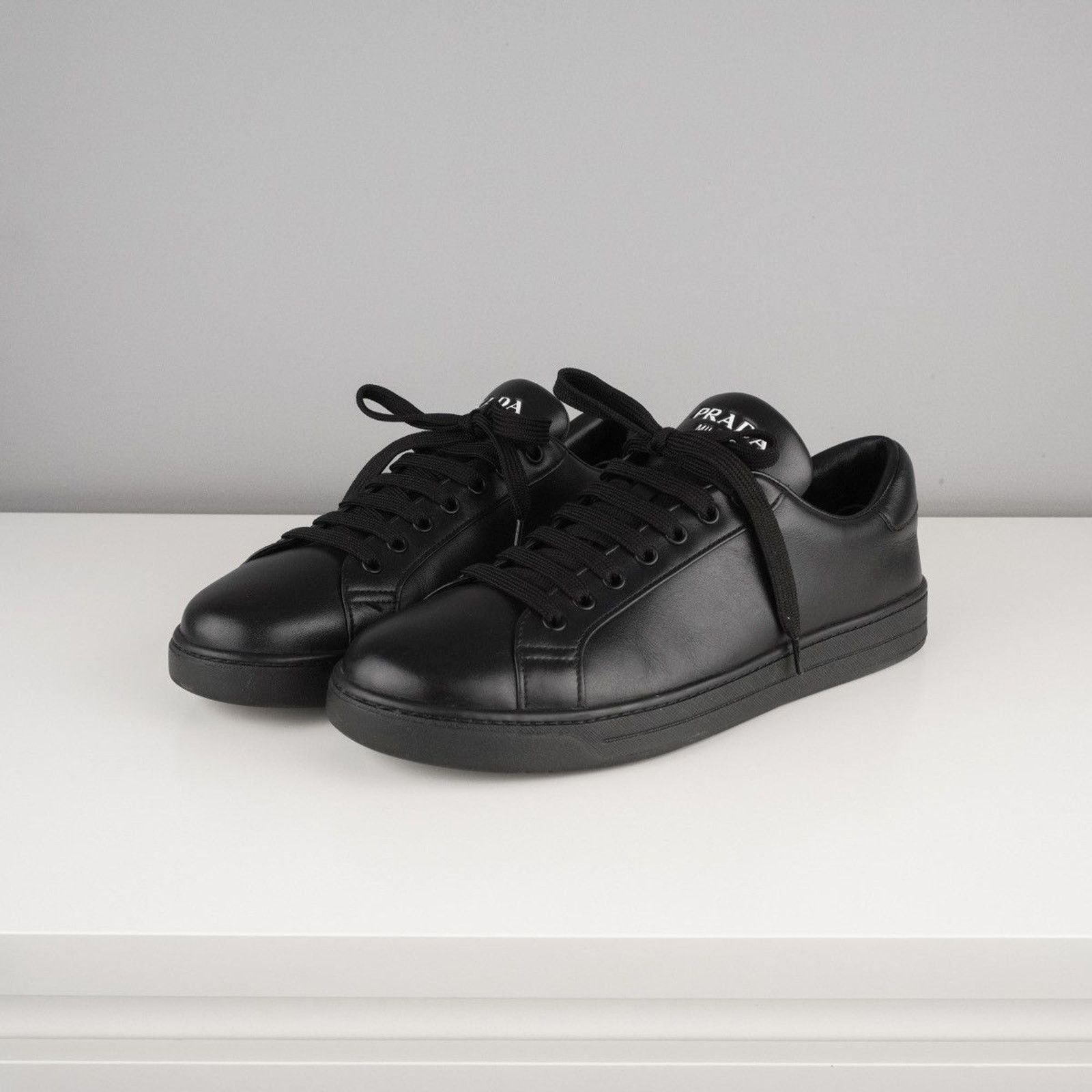 Prada Iconic prada black leather classic logo sneakers Size US 8 / EU 41 - 1 Thumbnail