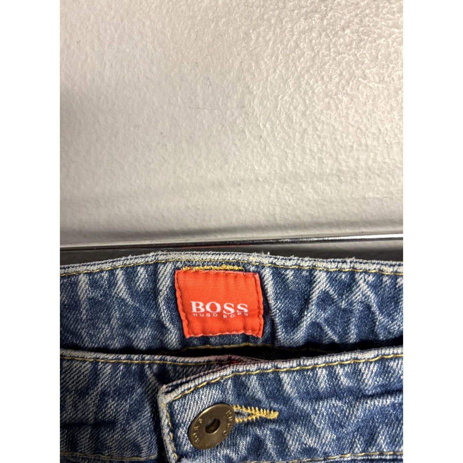 Hugo Boss Boss Hugo Boss Jeans Mens 32x32 Blue Denim Distressed Straight Leg Raw Hem 6469 Size US 32 / EU 48 - 3 Thumbnail