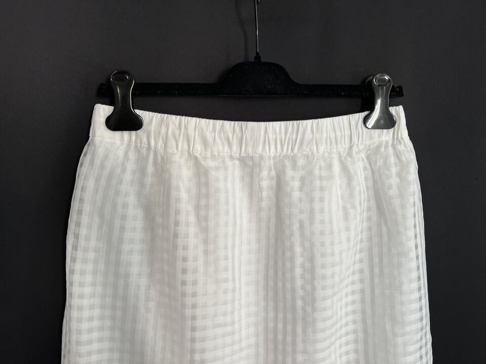 Fabiana Filippi Fabiana Filippi Skirt Cotton/Silk White Size M Size 30" / US 8 / IT 44 - 11 Thumbnail