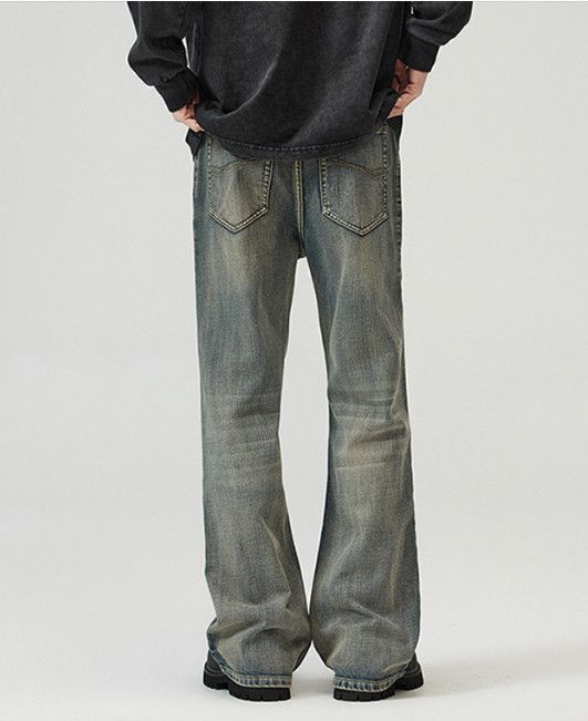 Vintage American-style distressed retro men's flared curved jeans Size US 32 / EU 48 - 5 Thumbnail