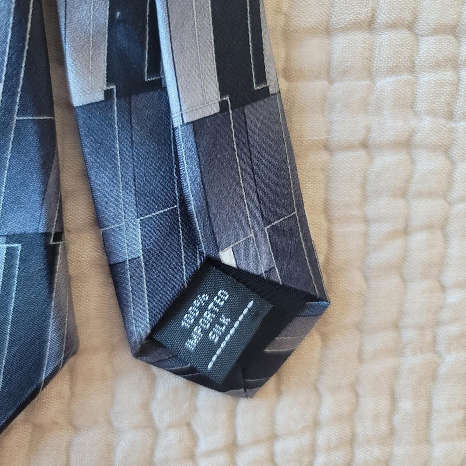 Arrow Arrow Black and Gray 100% Imported Silk Contemporary Tie Size ONE SIZE - 2 Thumbnail