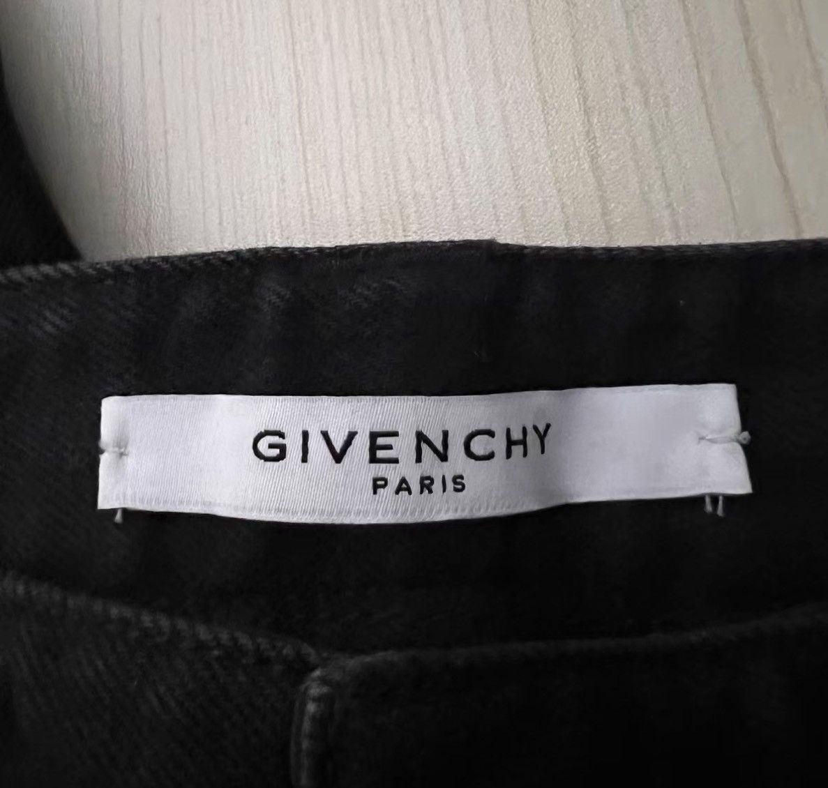 Givenchy Givenchy Zipper Ripped Jeans J41 Size 31" - 3 Thumbnail