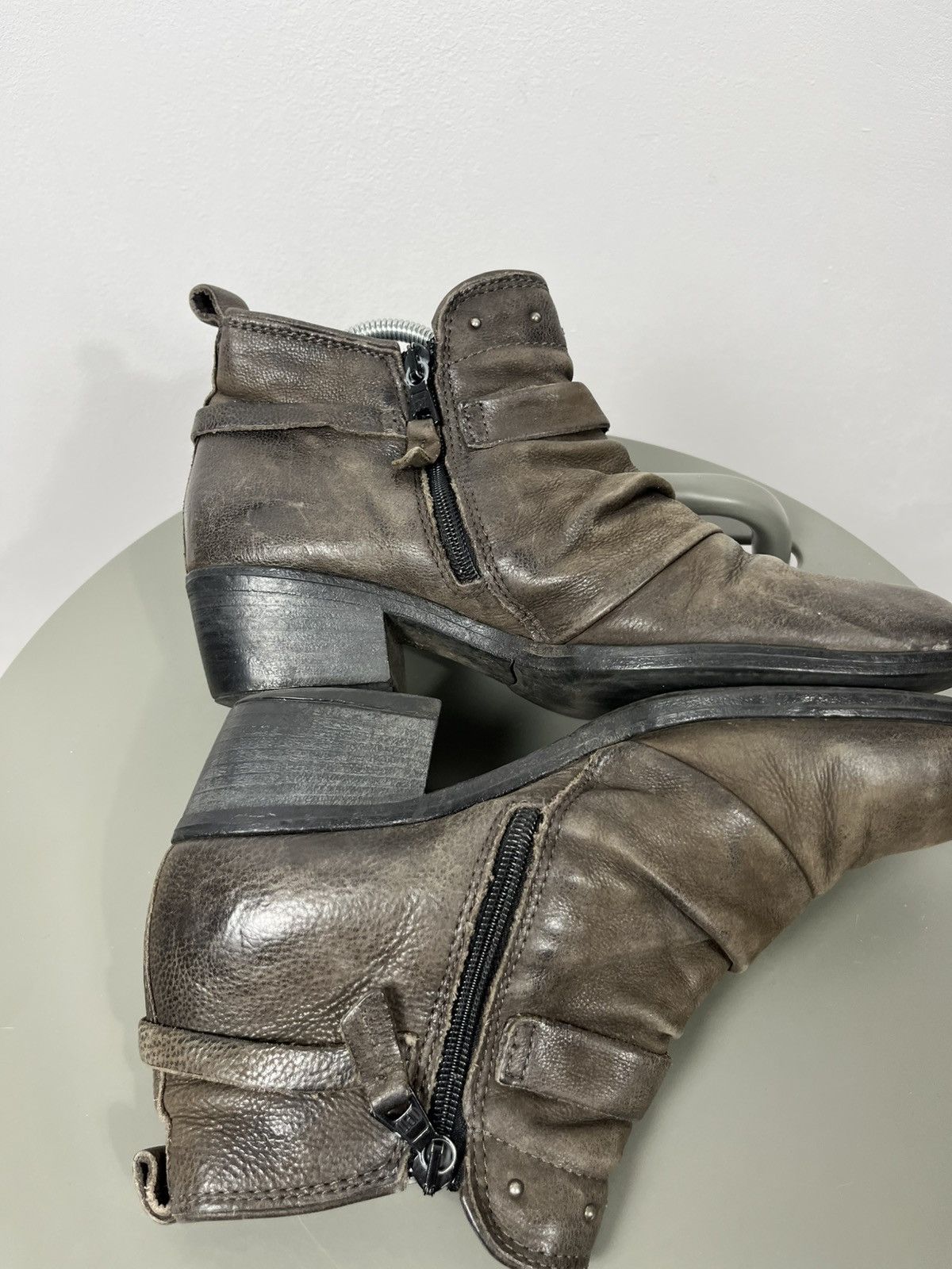 Other Avant-Garde Distressed Leather Ankle Boots Zip Buckle 38 Size US 7.5 / IT 37.5 - 10 Thumbnail