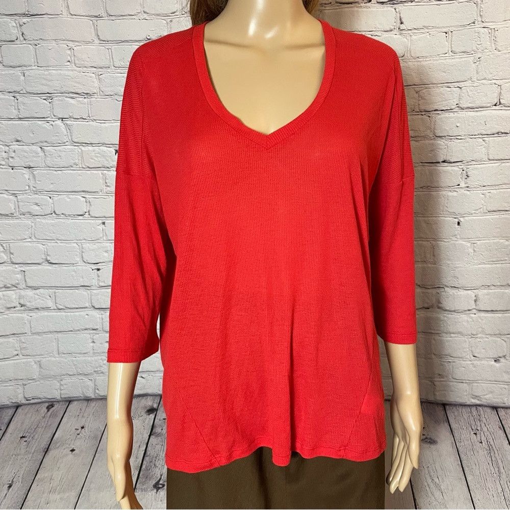 Splendid NWT New Splendid Red V-Neck 3/4 Sleeve Top Size L Size L / US 10 / IT 46 - 9 Thumbnail