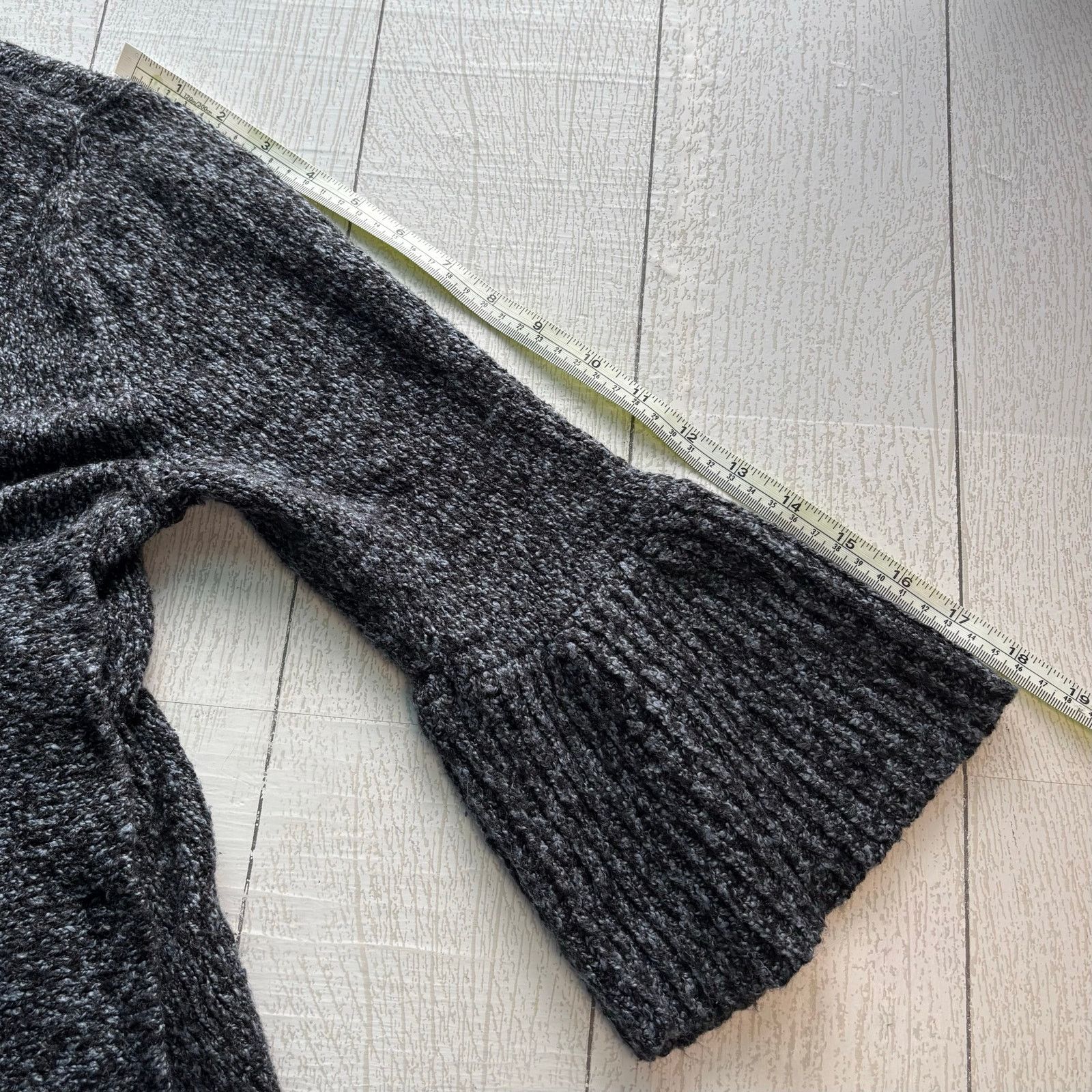 Other One Girl Who Double Breasted Cardigan Sweater Bell Sleeves Size S / US 4 / IT 40 - 5 Thumbnail