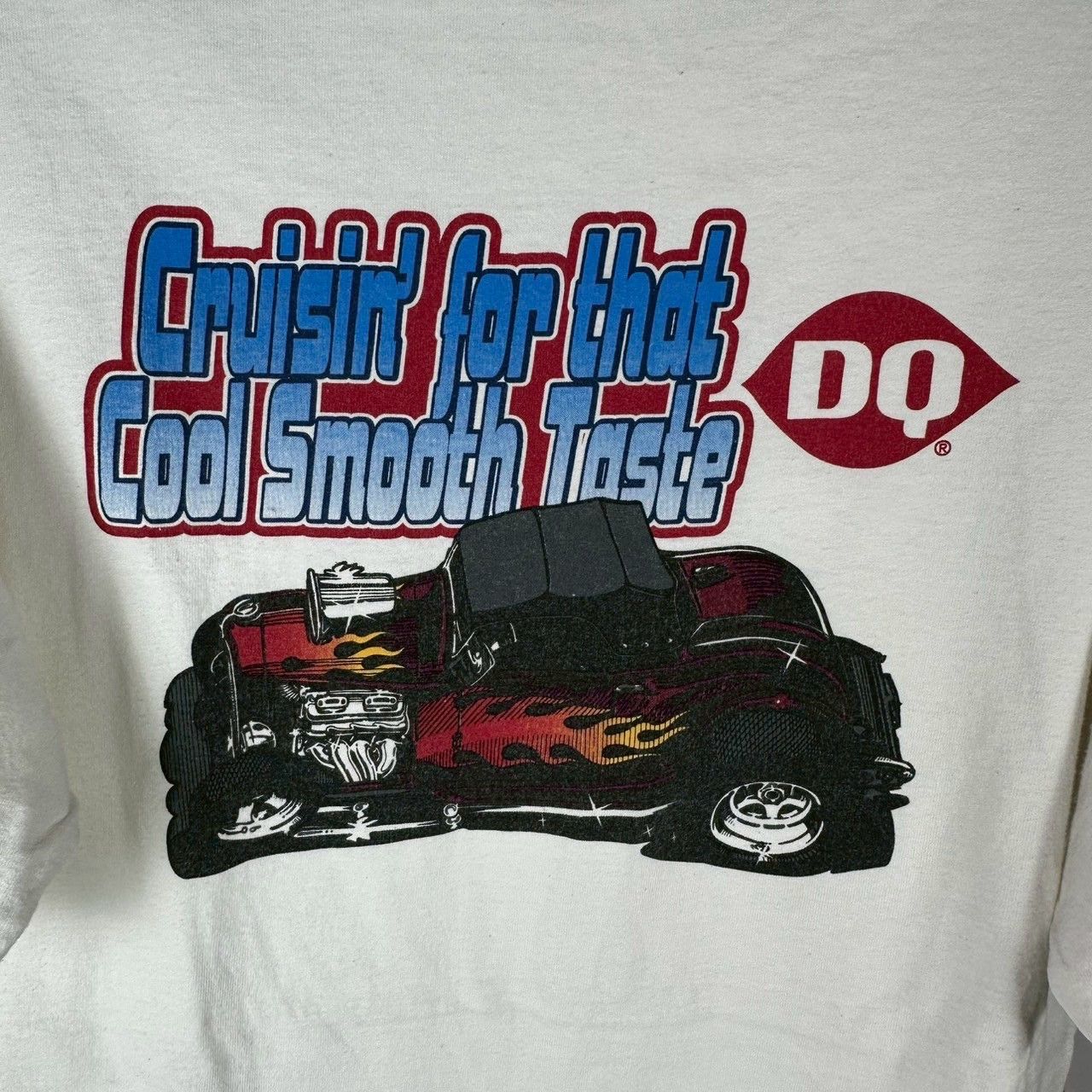 Vintage Daily Queen Cruisin For That Cool Smooth Taste Promo T-shirt Size US XL / EU 56 / 4 - 4 Thumbnail
