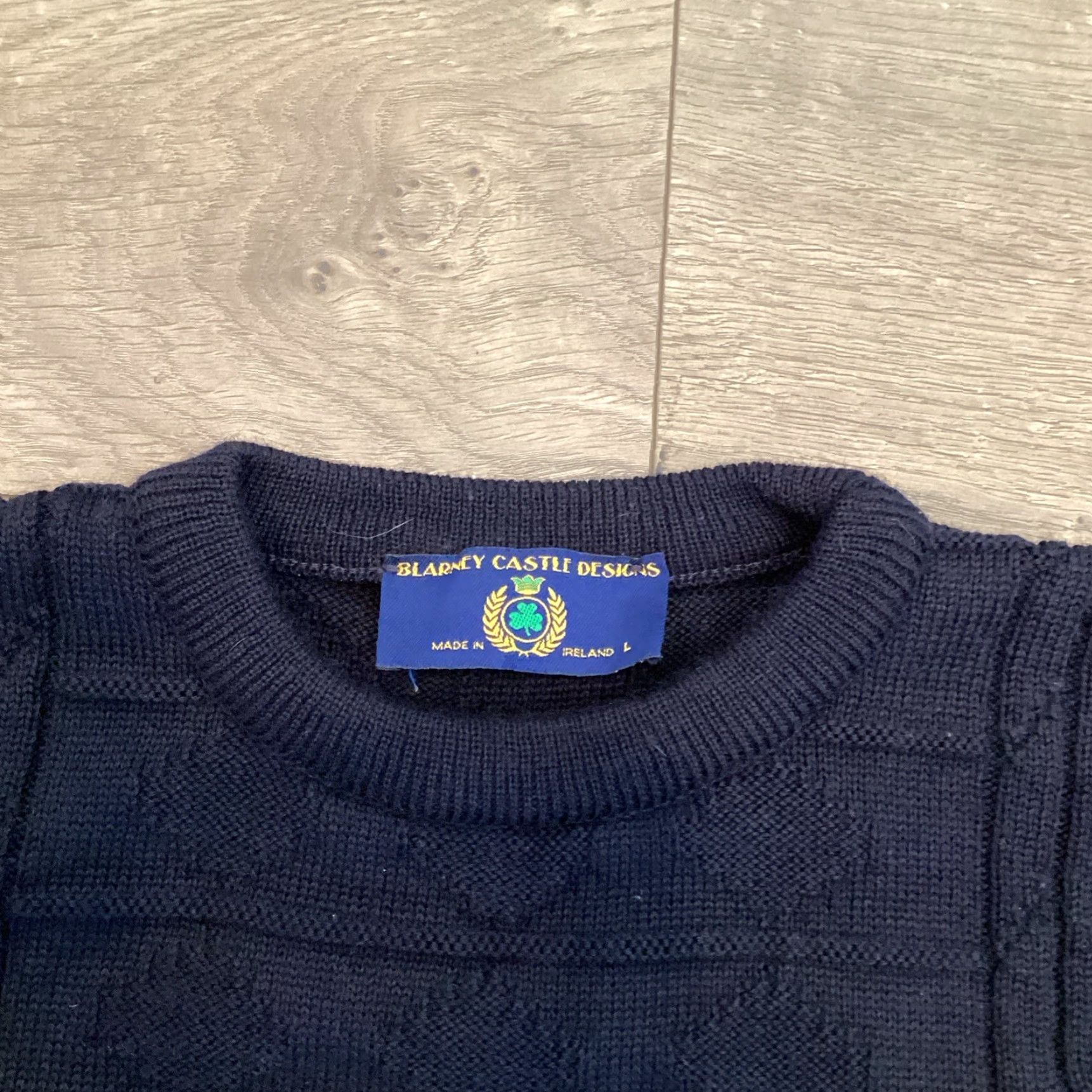 Vintage VINTAGE Blarney Castle Irish Wool Cable Knit Sheep Sweater Unisex Adults Crew Neck Long Sleeve Size L Blue 90s Embroidered Sheep Pattern Mens Womens Size L / US 10 / IT 46 - 3 Thumbnail