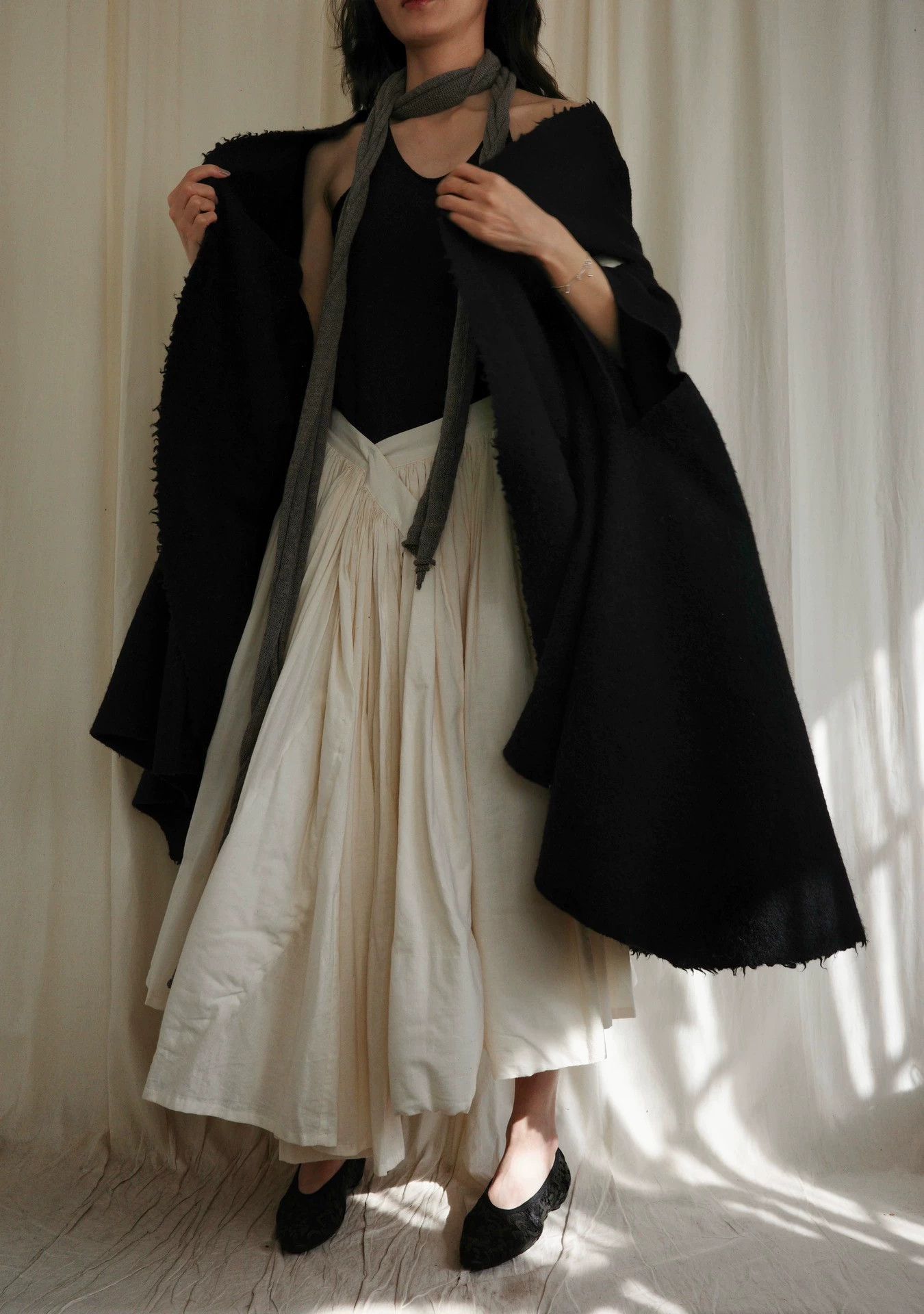 KLASICA Klasica 2000s Rare Oversized Wool Cape/Scarf 9New Size ONE SIZE - 3 Thumbnail