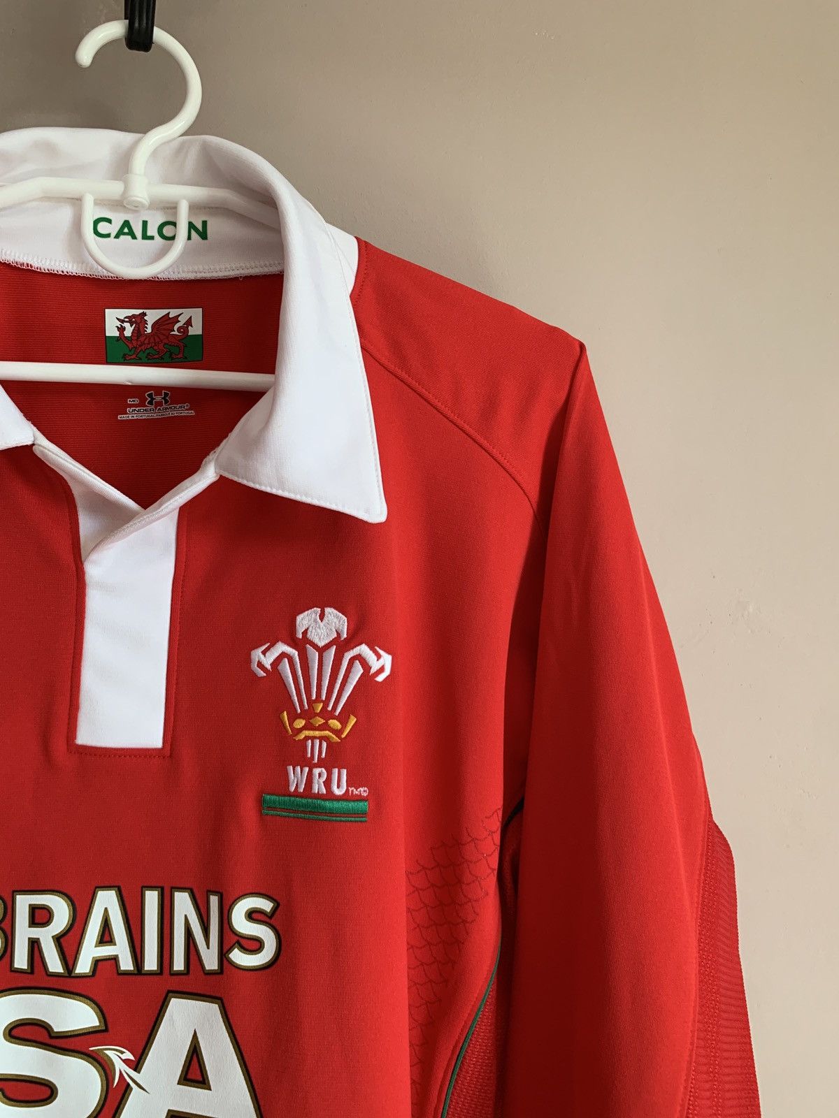 Under Armour Wales 2008 Rugby Union Shirt Under Armour Long Sleeve Sz M Size US M / EU 48-50 / 2 - 4 Thumbnail